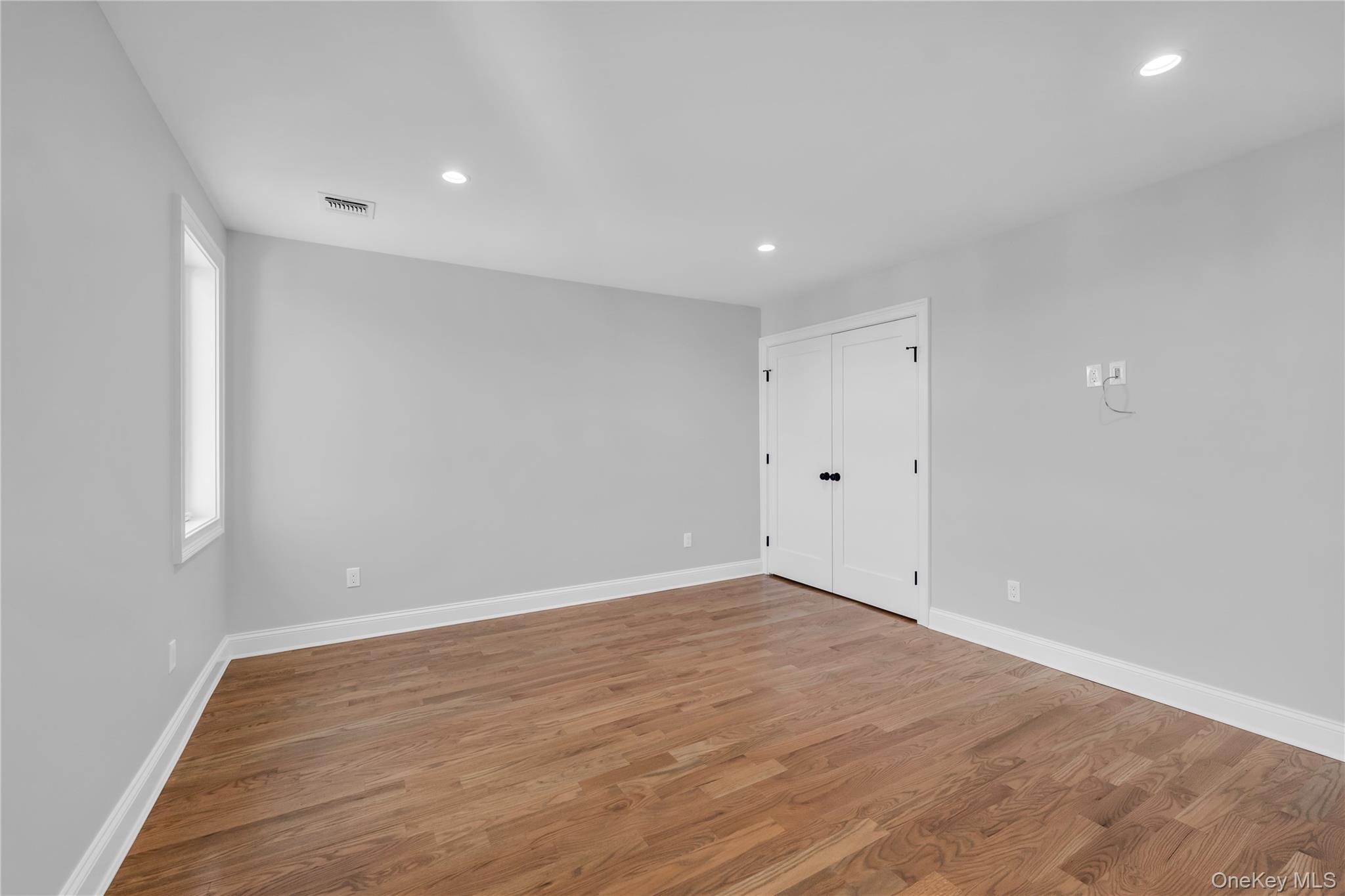 2437 Archer Street – For Sale photo 21
