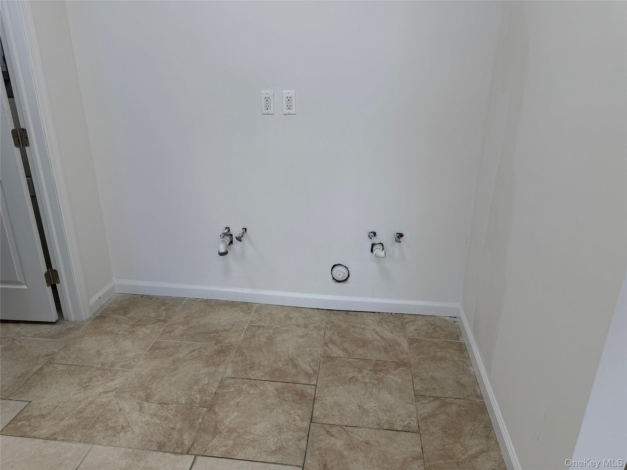 29 New Main Street – For Rent photo 9