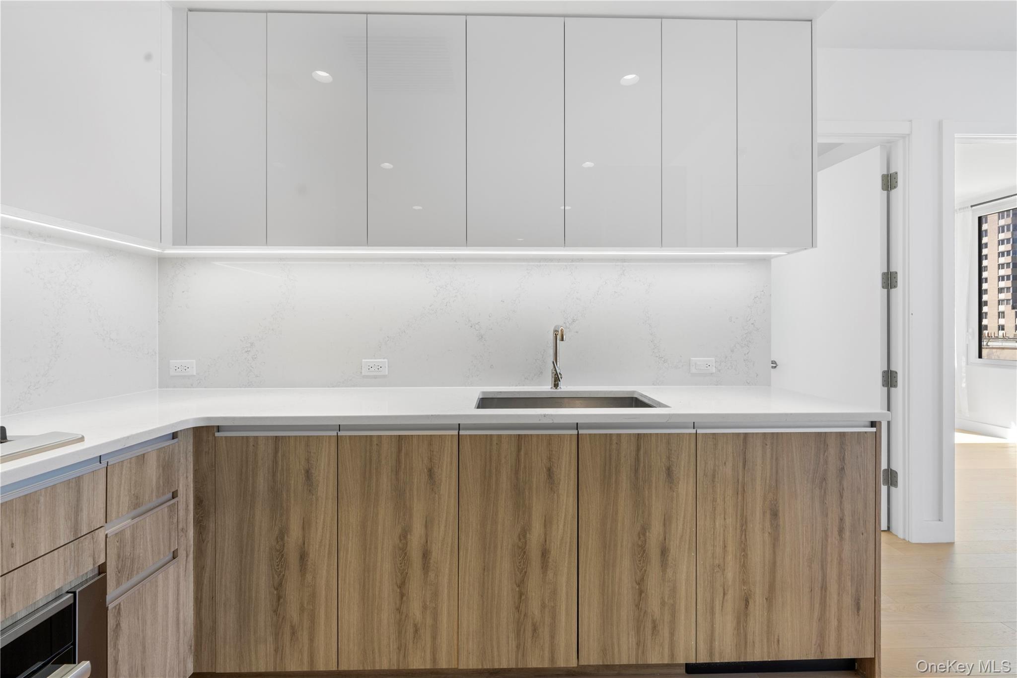 136-18 Maple Avenue, Unit 5F photo 13