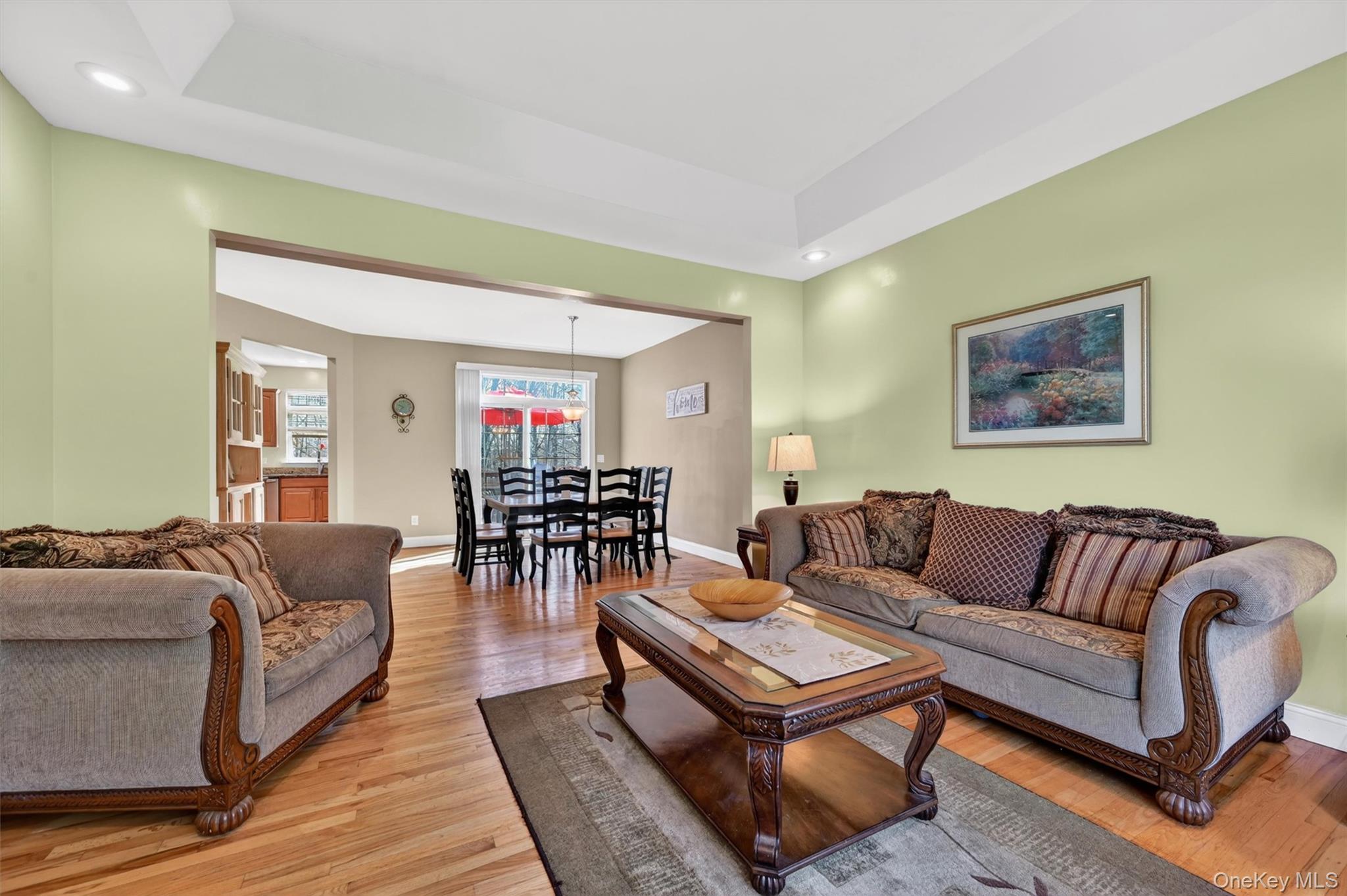 47 Willets Way – For Sale photo 3
