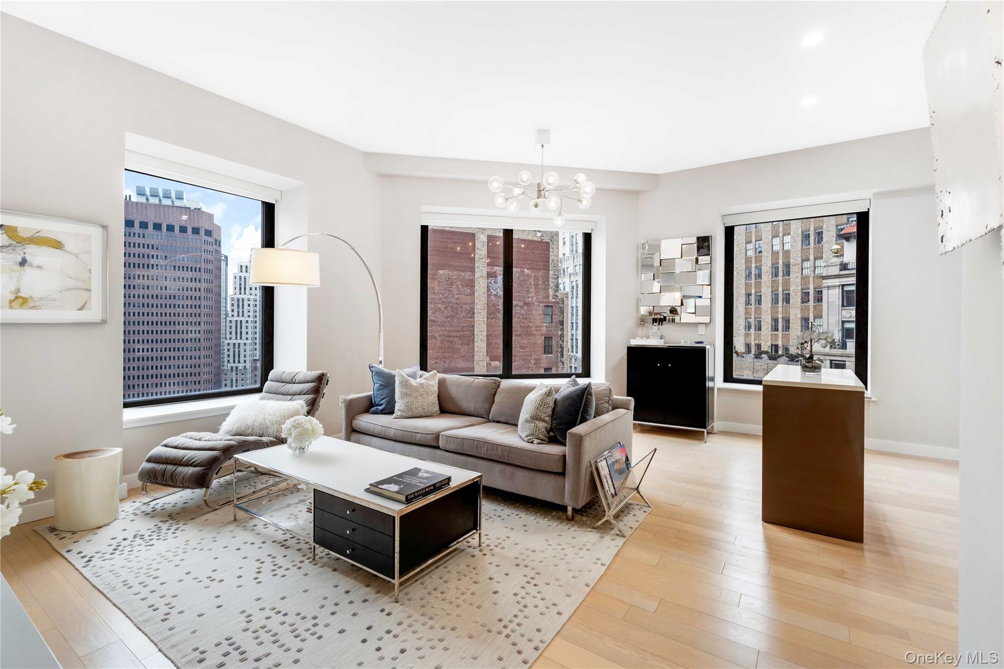 75 Wall Street, Unit 25F