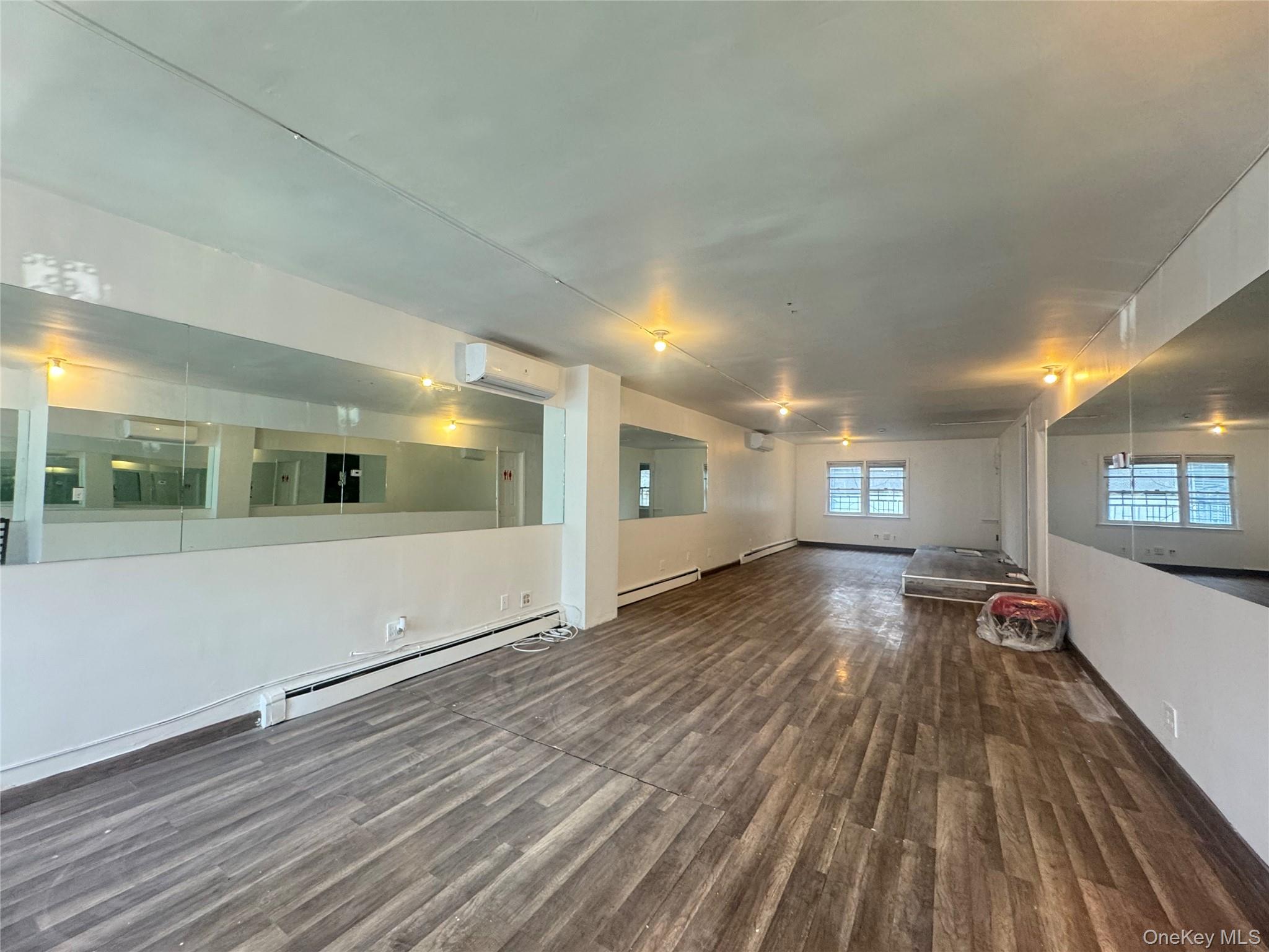 96th Street and 40th Road 96th Street – For Rent photo 9