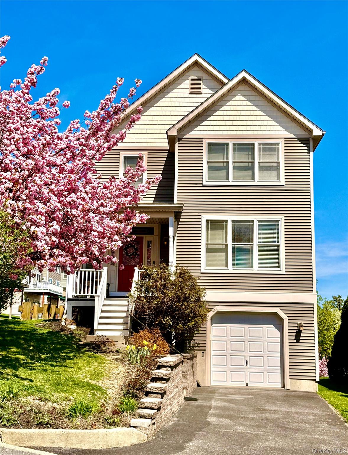 4 Broad Street – For Sale