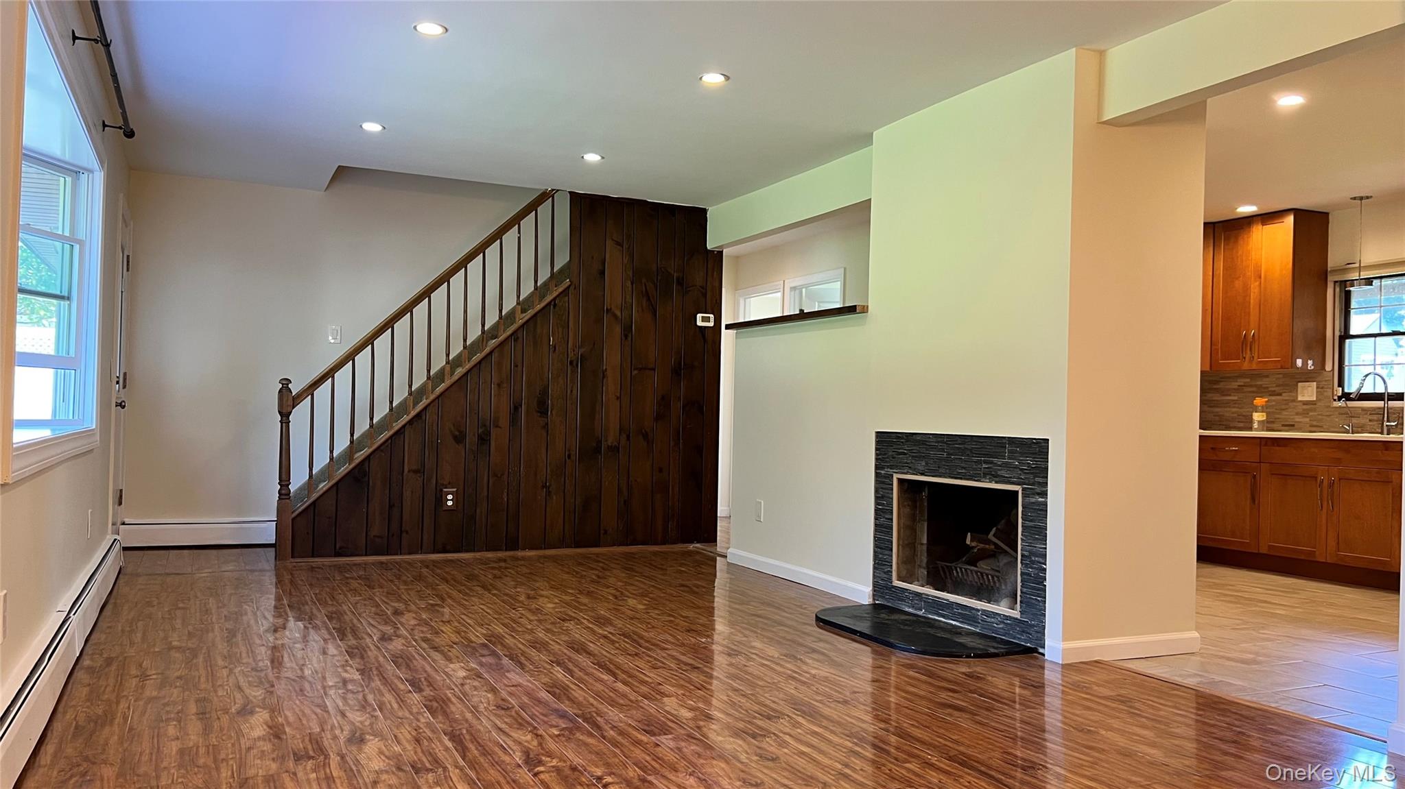 43 Flagstone Lane – For Rent photo 10