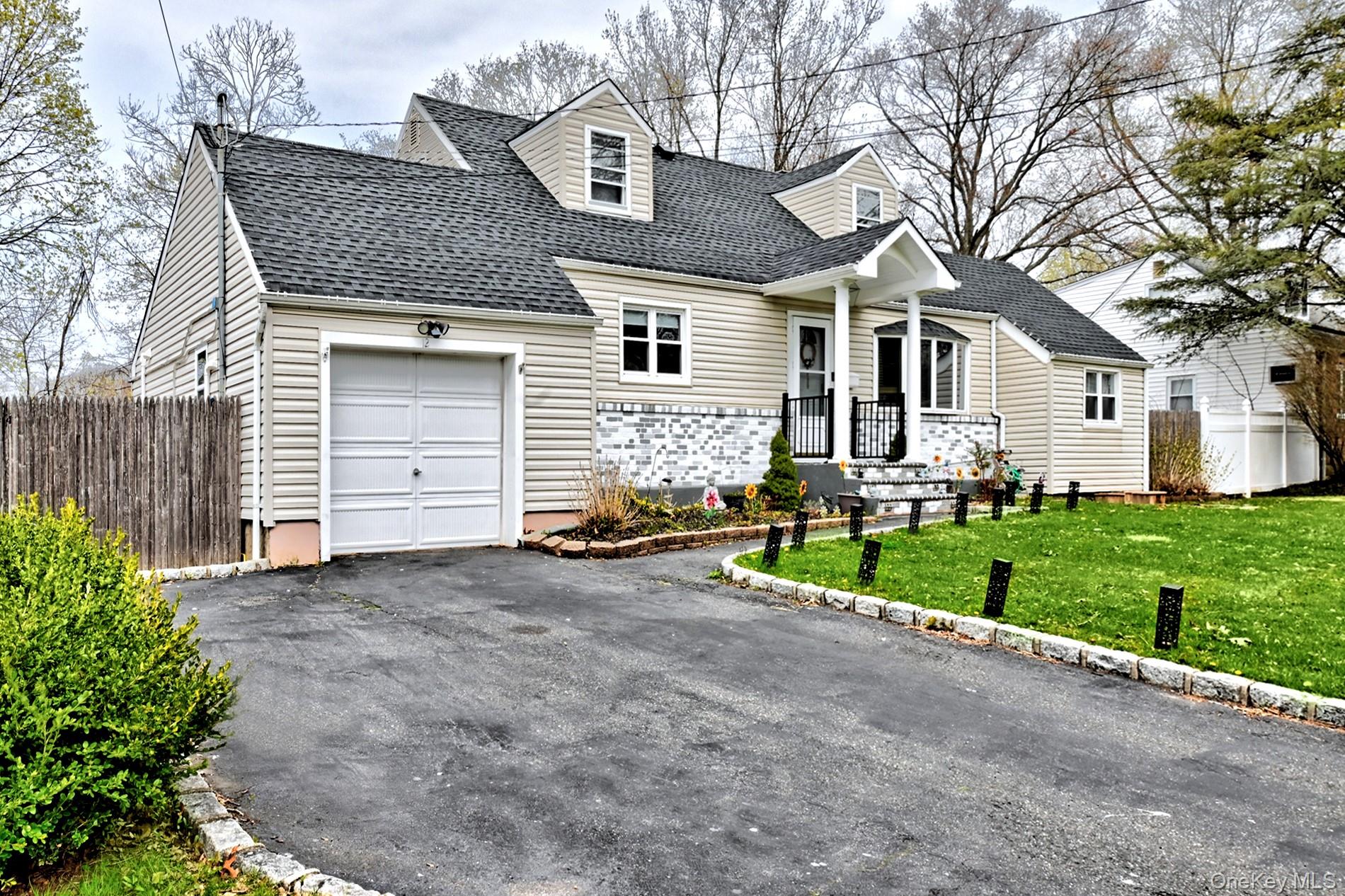12 Bruce Lane – For Sale photo 5