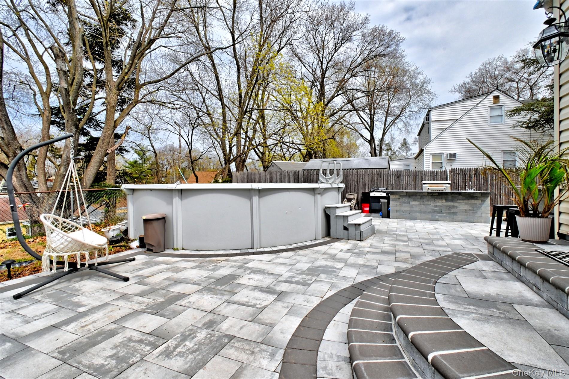 12 Bruce Lane – For Sale photo 44