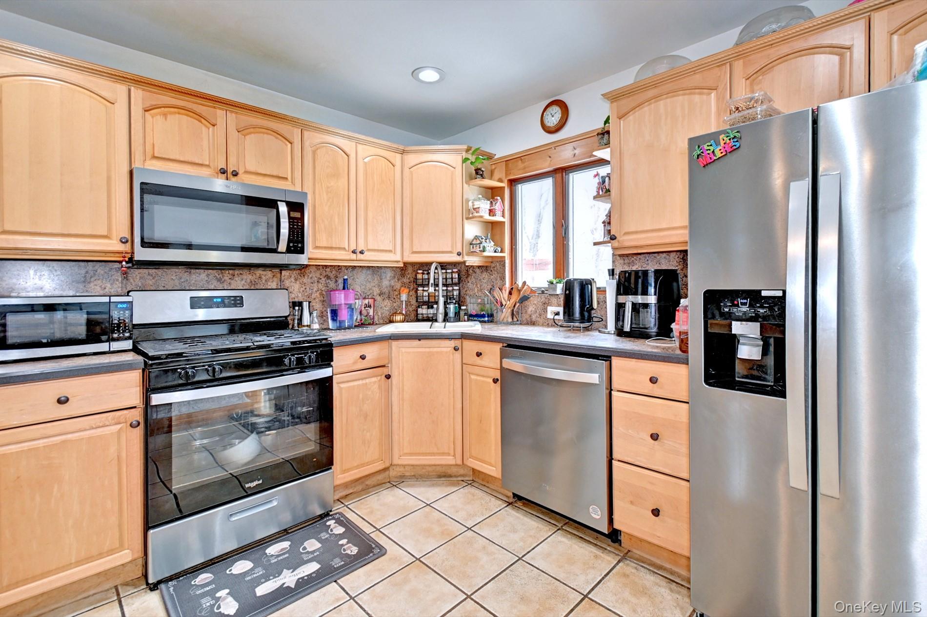 12 Bruce Lane – For Sale photo 13