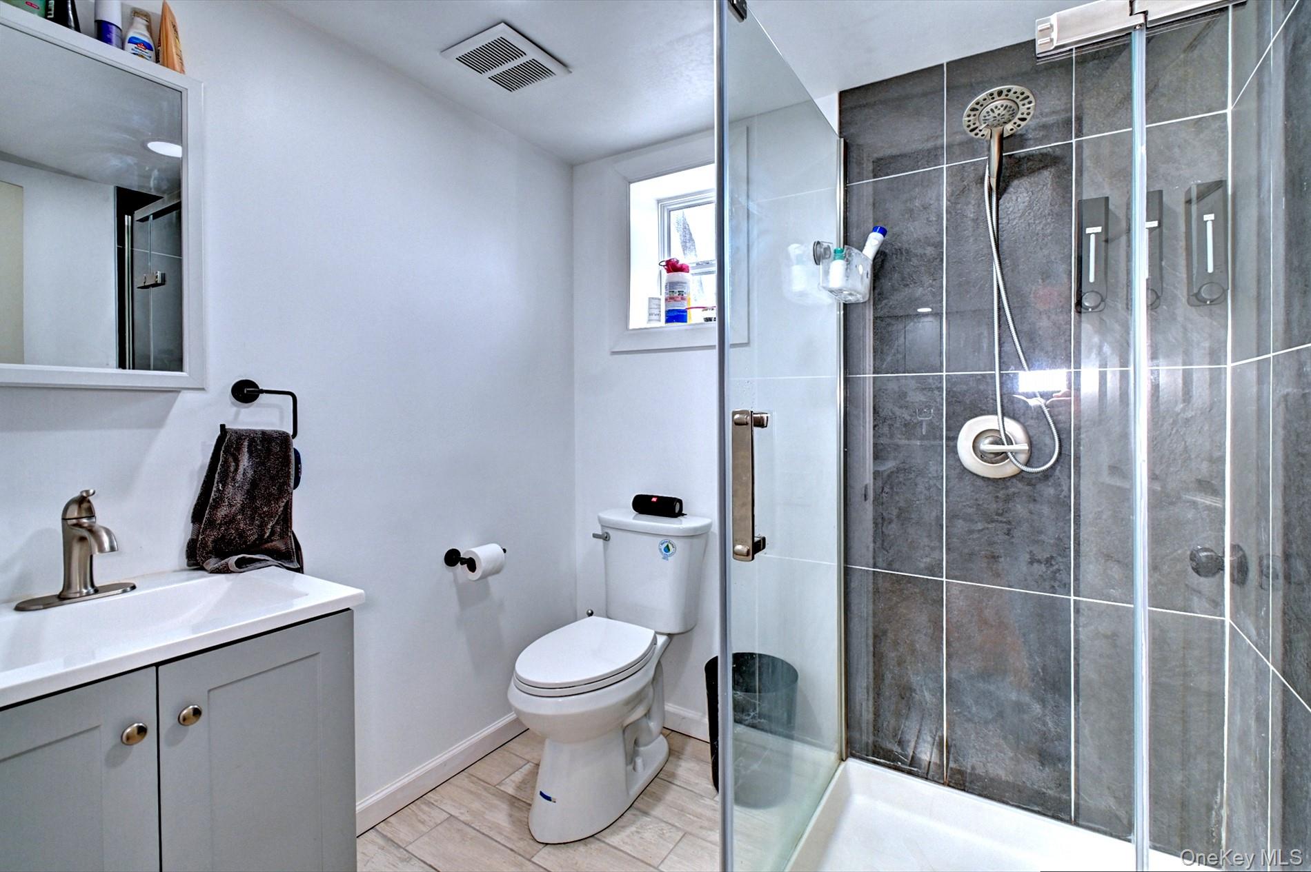 12 Bruce Lane – For Sale photo 28