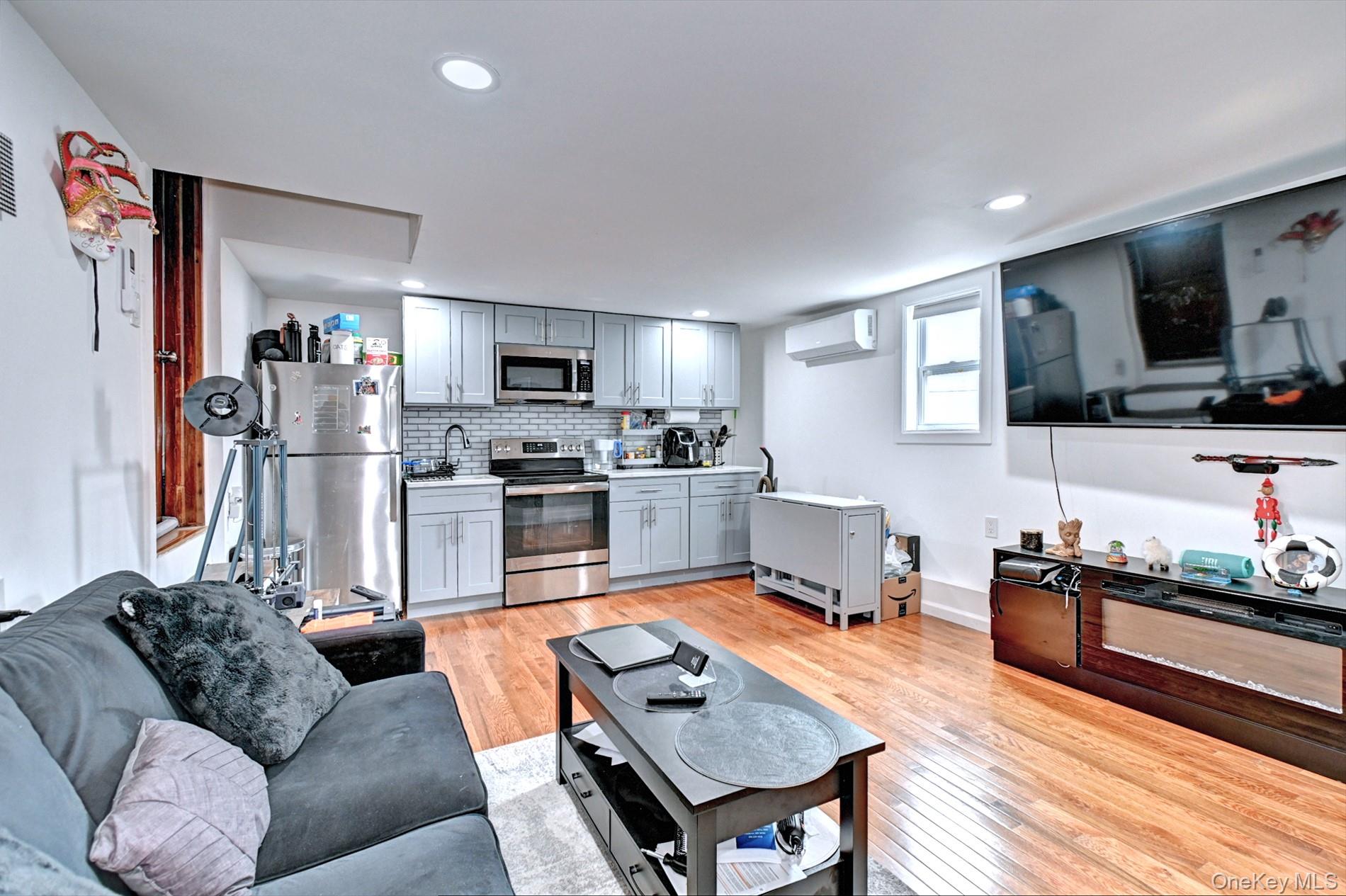 12 Bruce Lane – For Sale photo 25