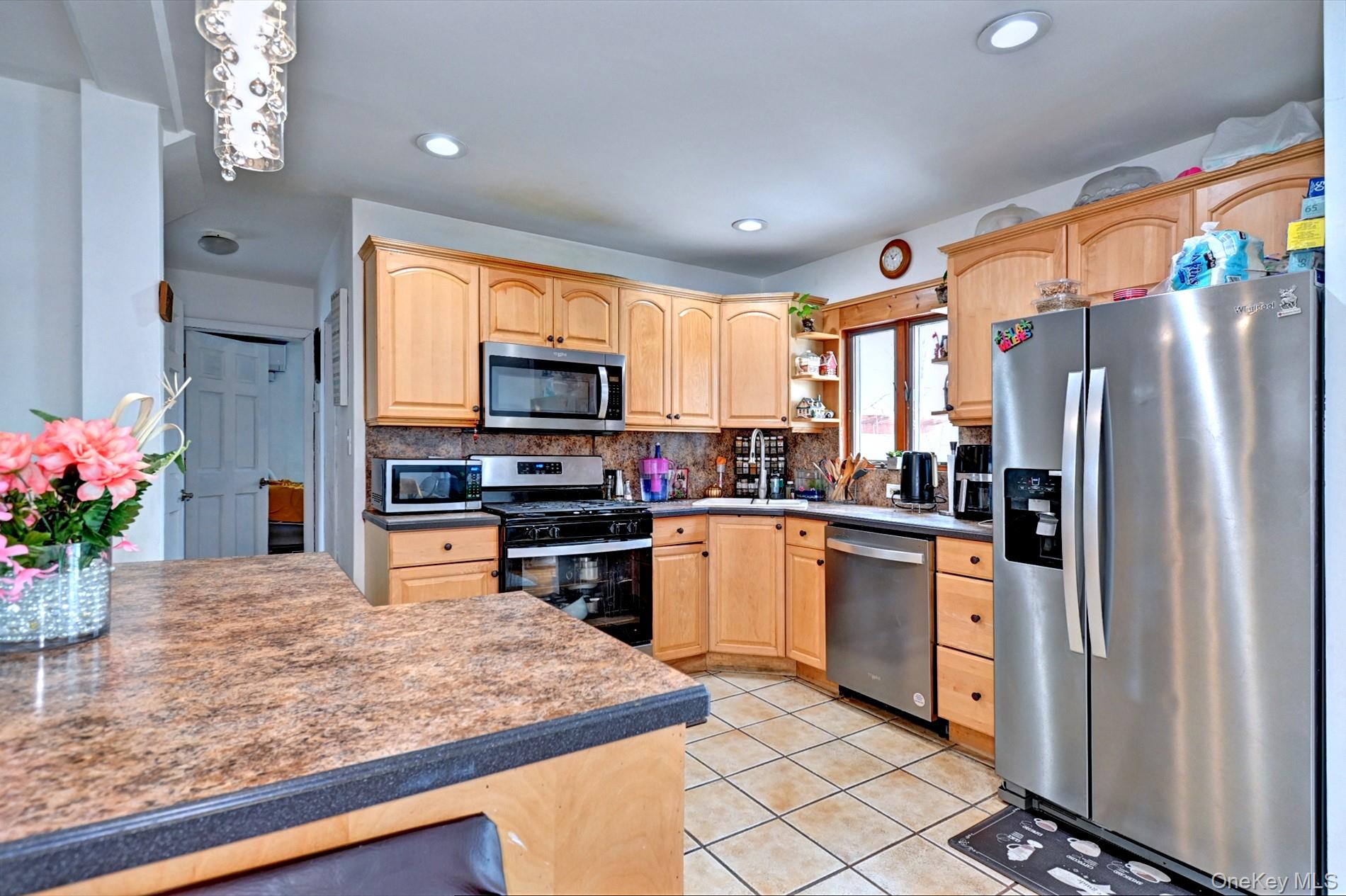 12 Bruce Lane – For Sale photo 12
