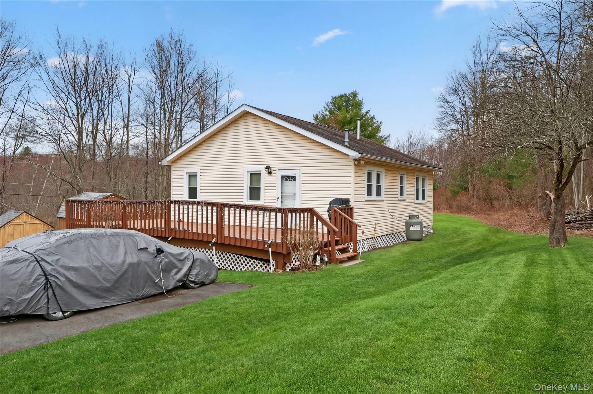 28 Divine Corners Road – For Sale