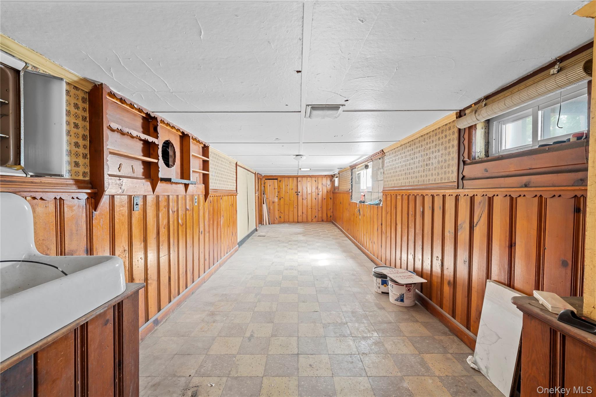 224 W Broadway – For Sale photo 35