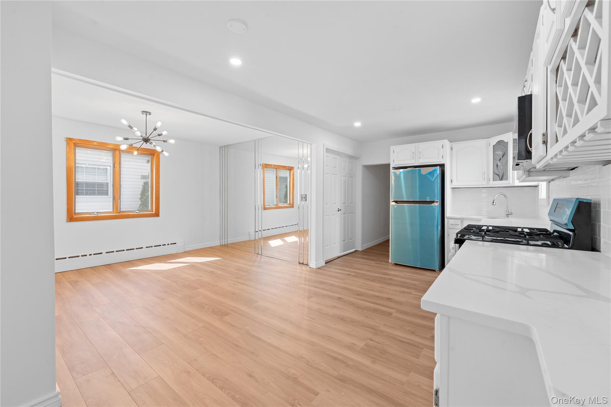 224 W Broadway – For Sale photo 34