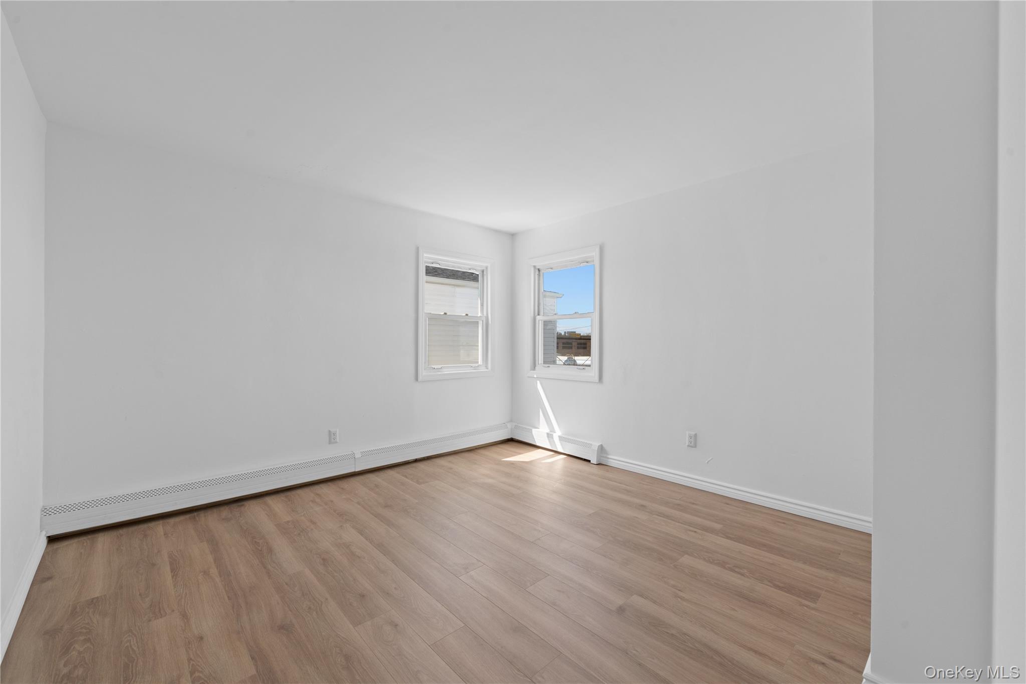 224 W Broadway – For Sale photo 3