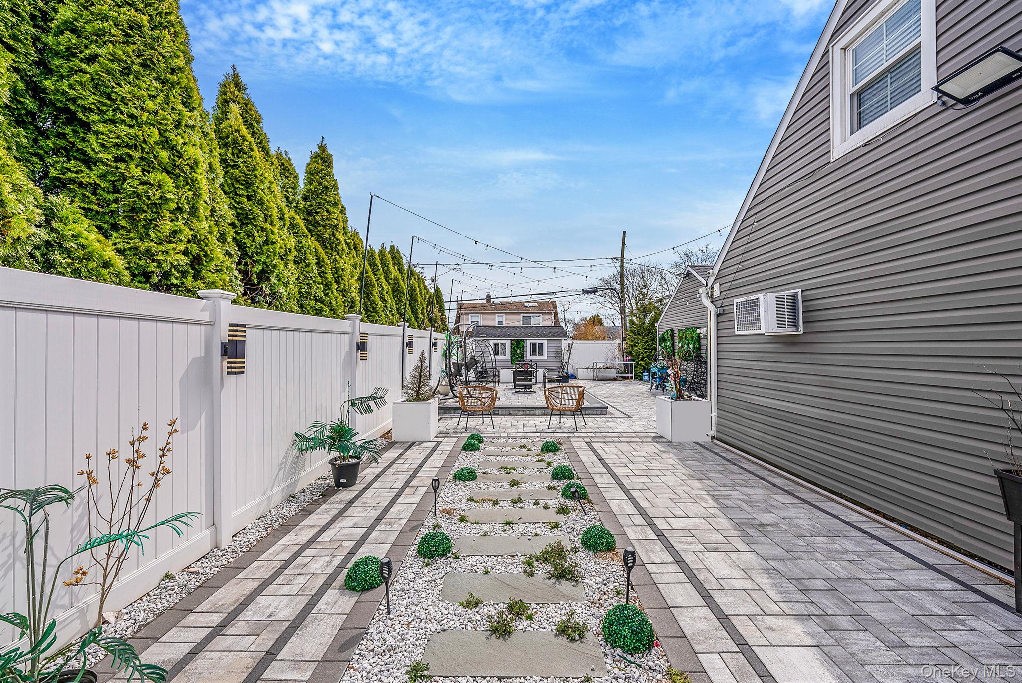 2 Drake Lane – For Sale photo 32