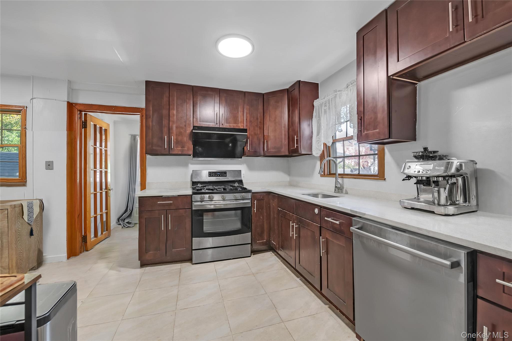 40-19 218th Street – For Sale photo 6