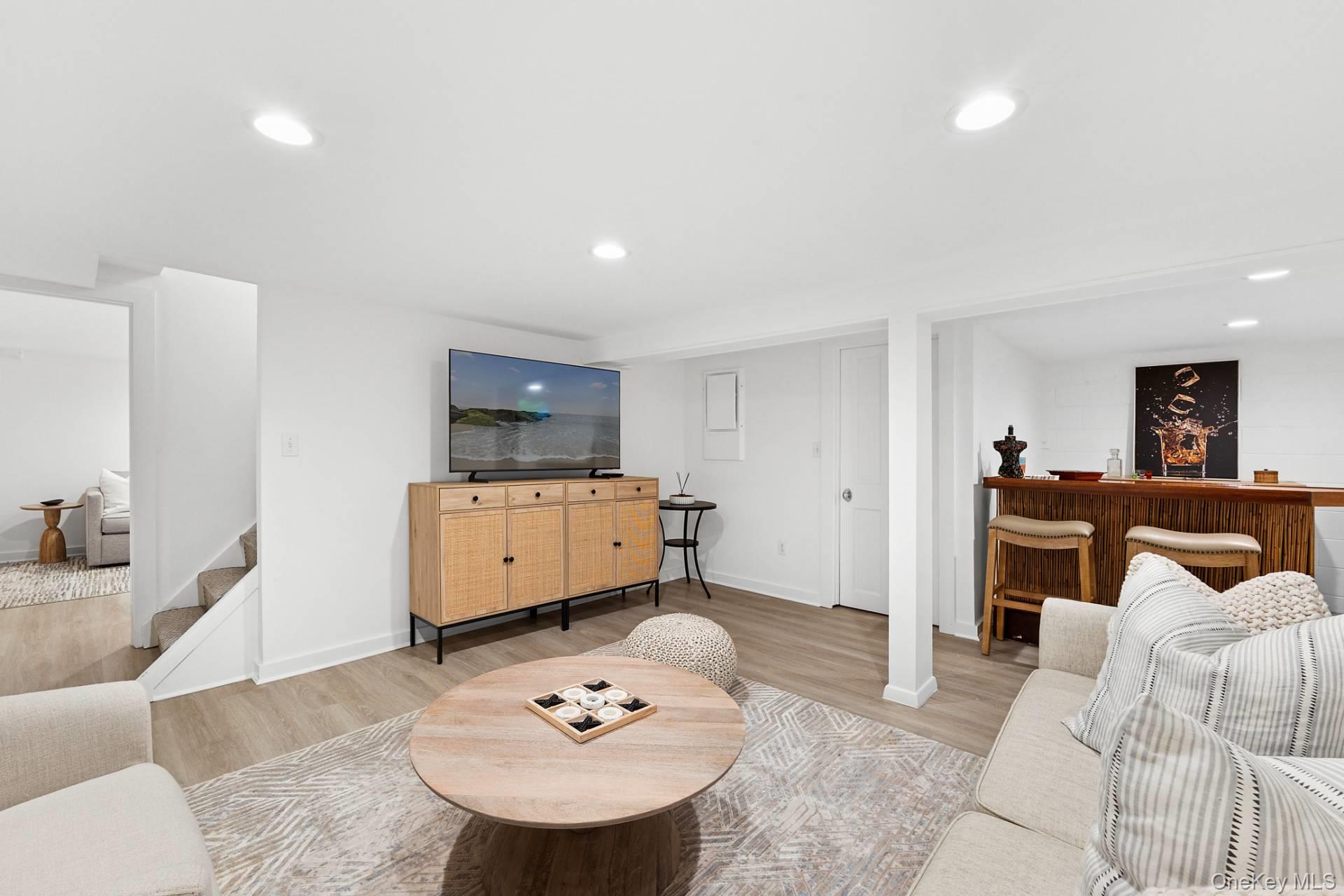98 Pelham Street – For Rent photo 19