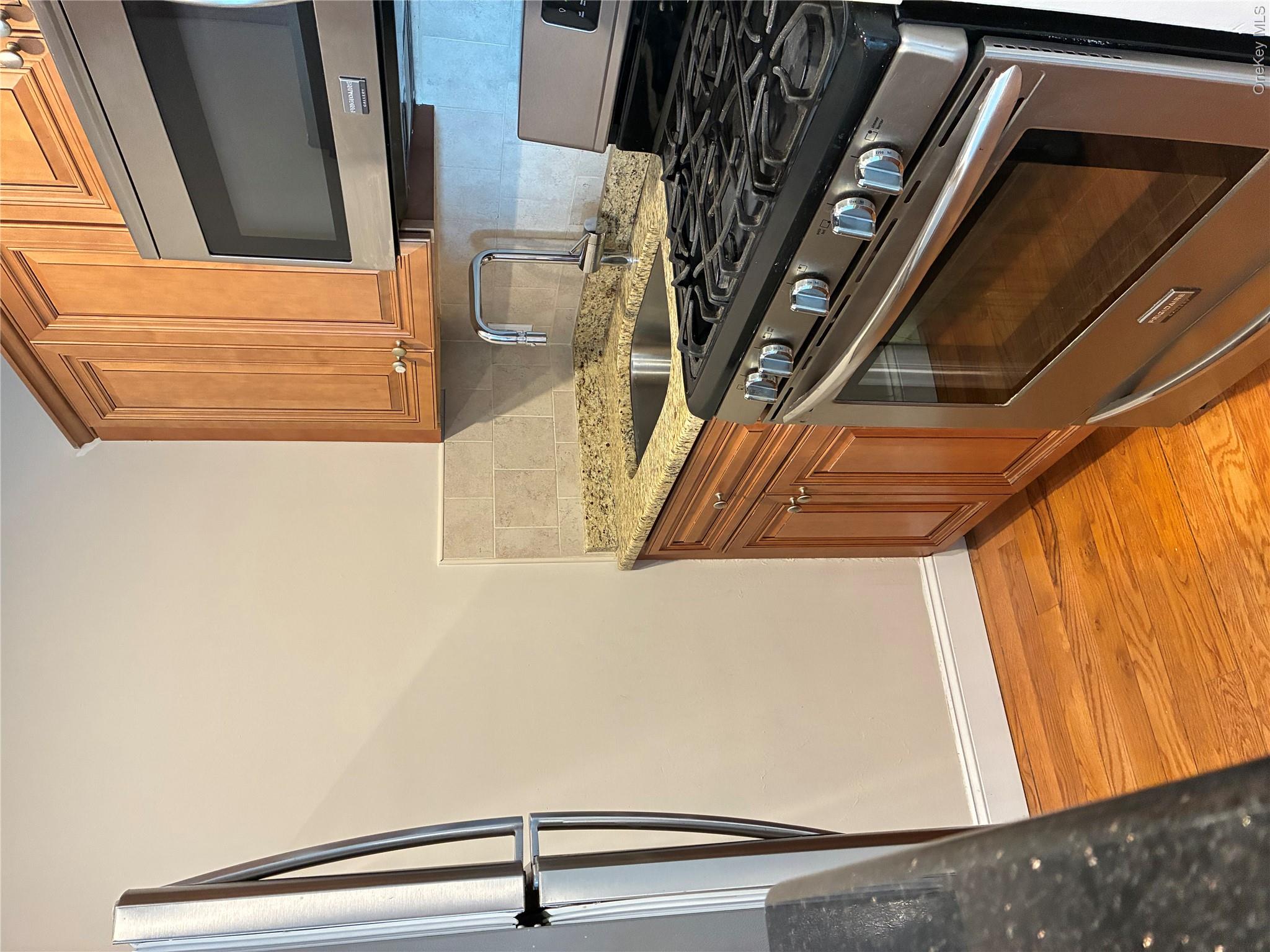 1 E Broadway Ave, Unit 7B photo 12