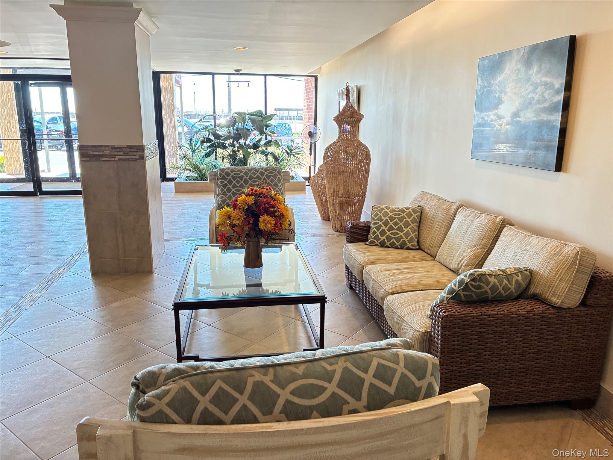 1 E Broadway Ave, Unit 7B photo 6