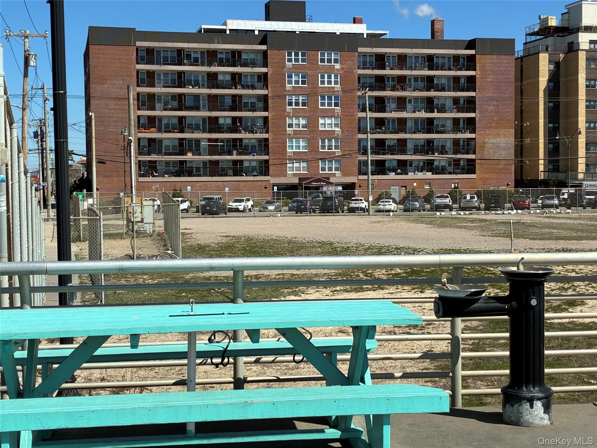 1 E Broadway Ave, Unit 7B photo 3
