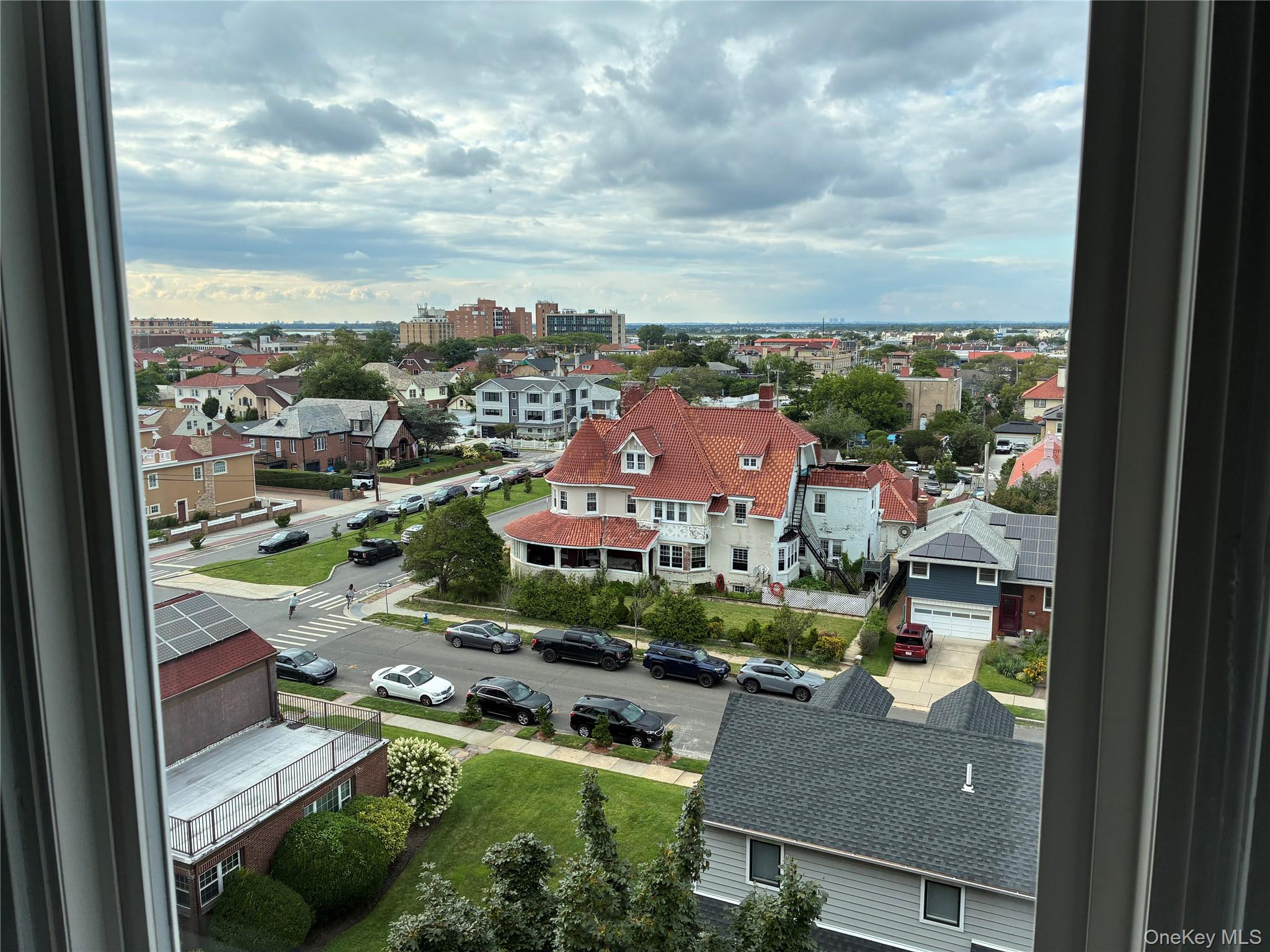 1 E Broadway Ave, Unit 7B photo 34