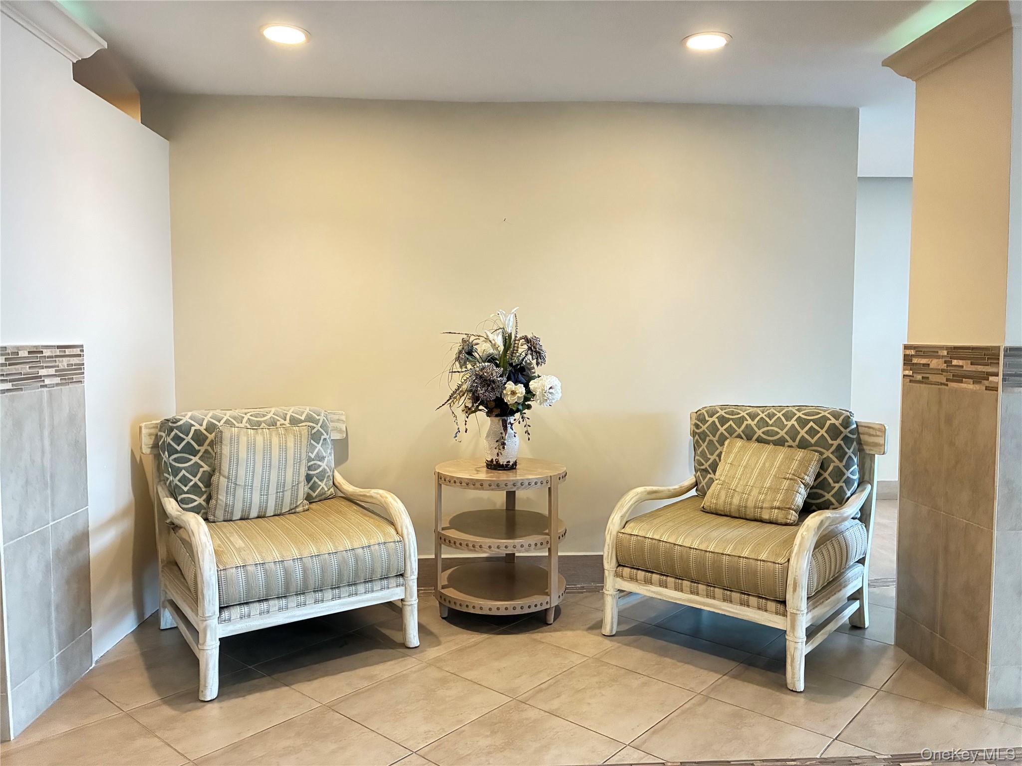 1 E Broadway Ave, Unit 7B photo 8