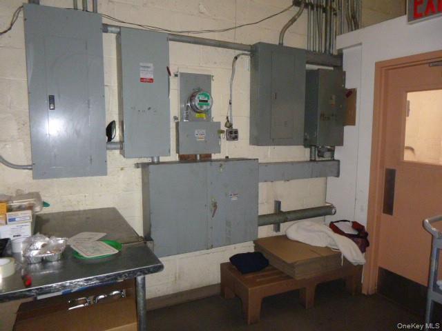 8-07 38th Avenue – For Sale photo 17