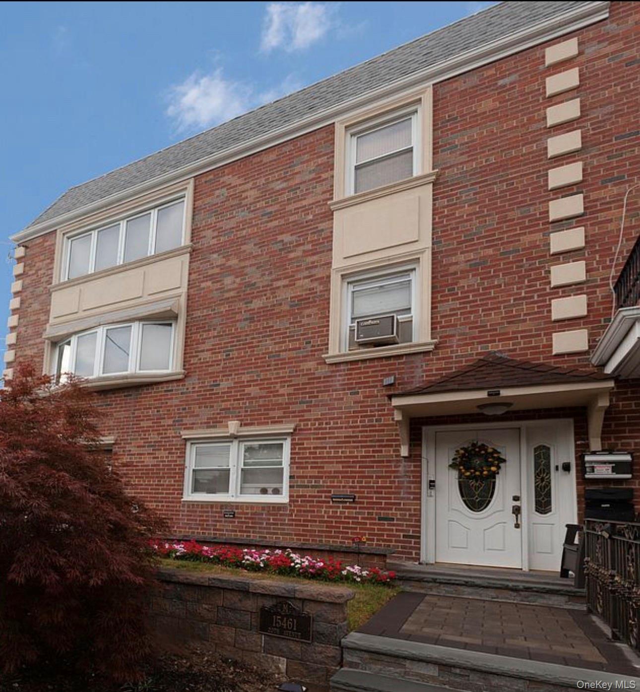 154-61 20th Avenue – For Sale