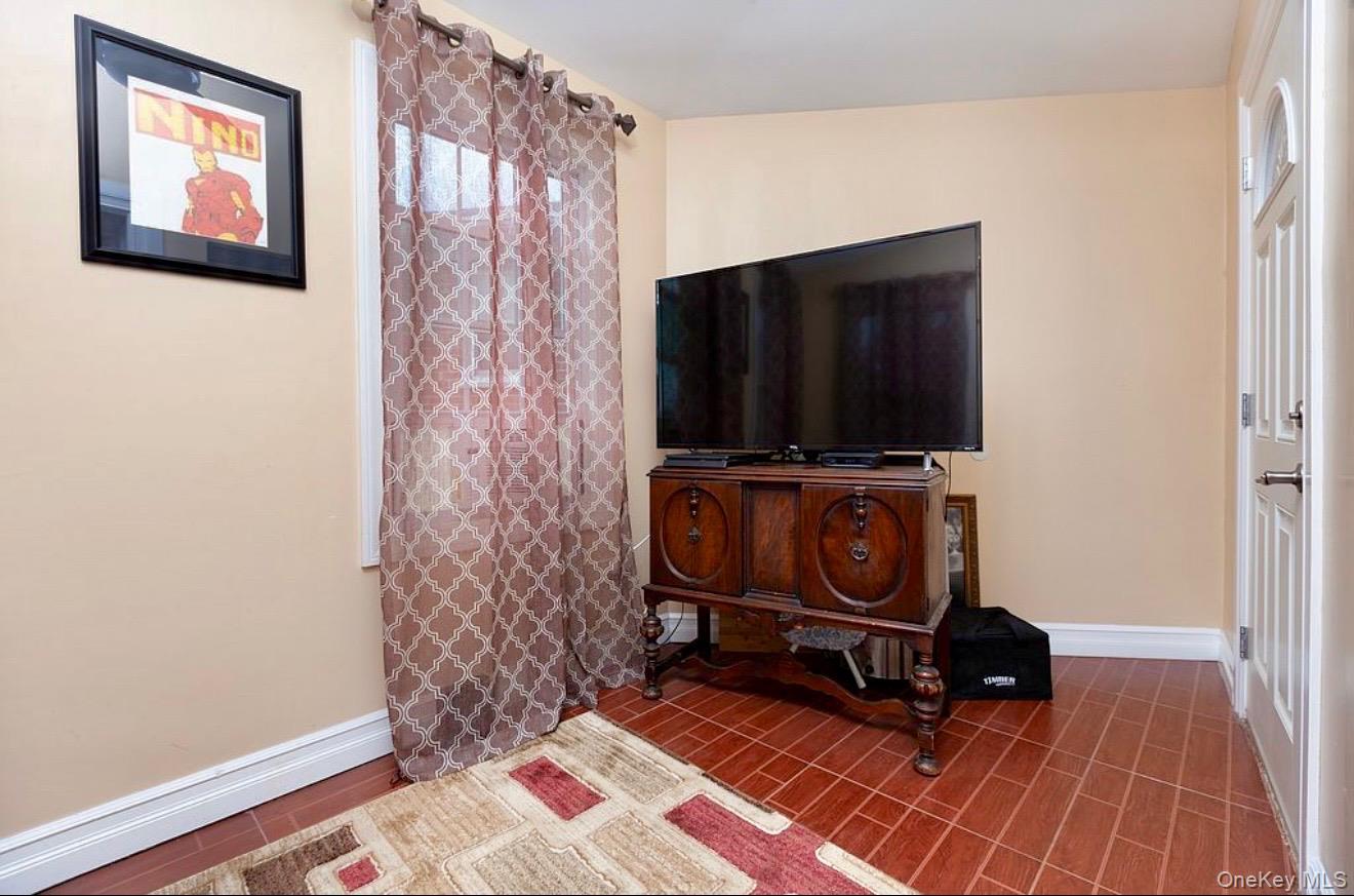 154-61 20th Avenue – For Sale photo 12