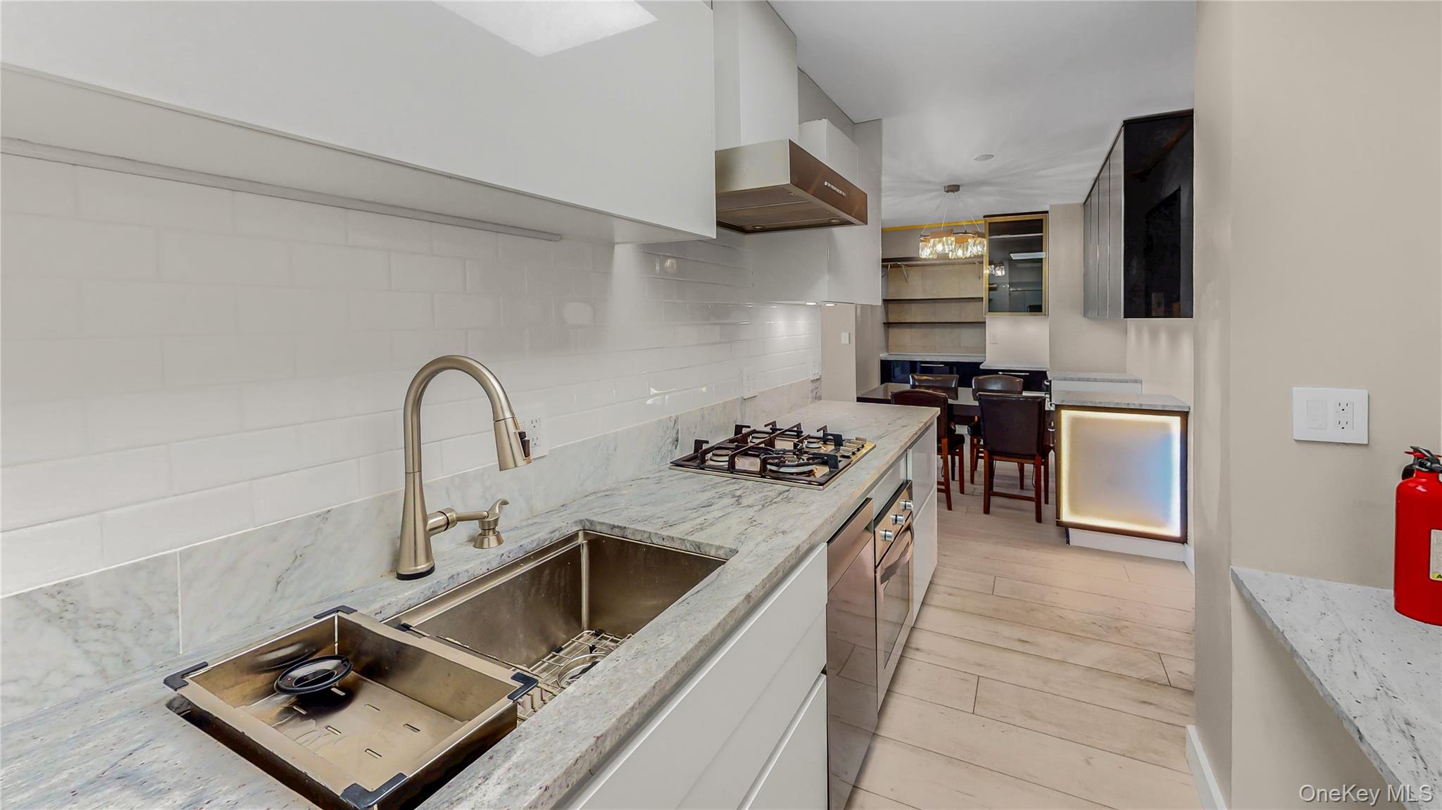 52-40 39th Drive, Unit 10C photo 4