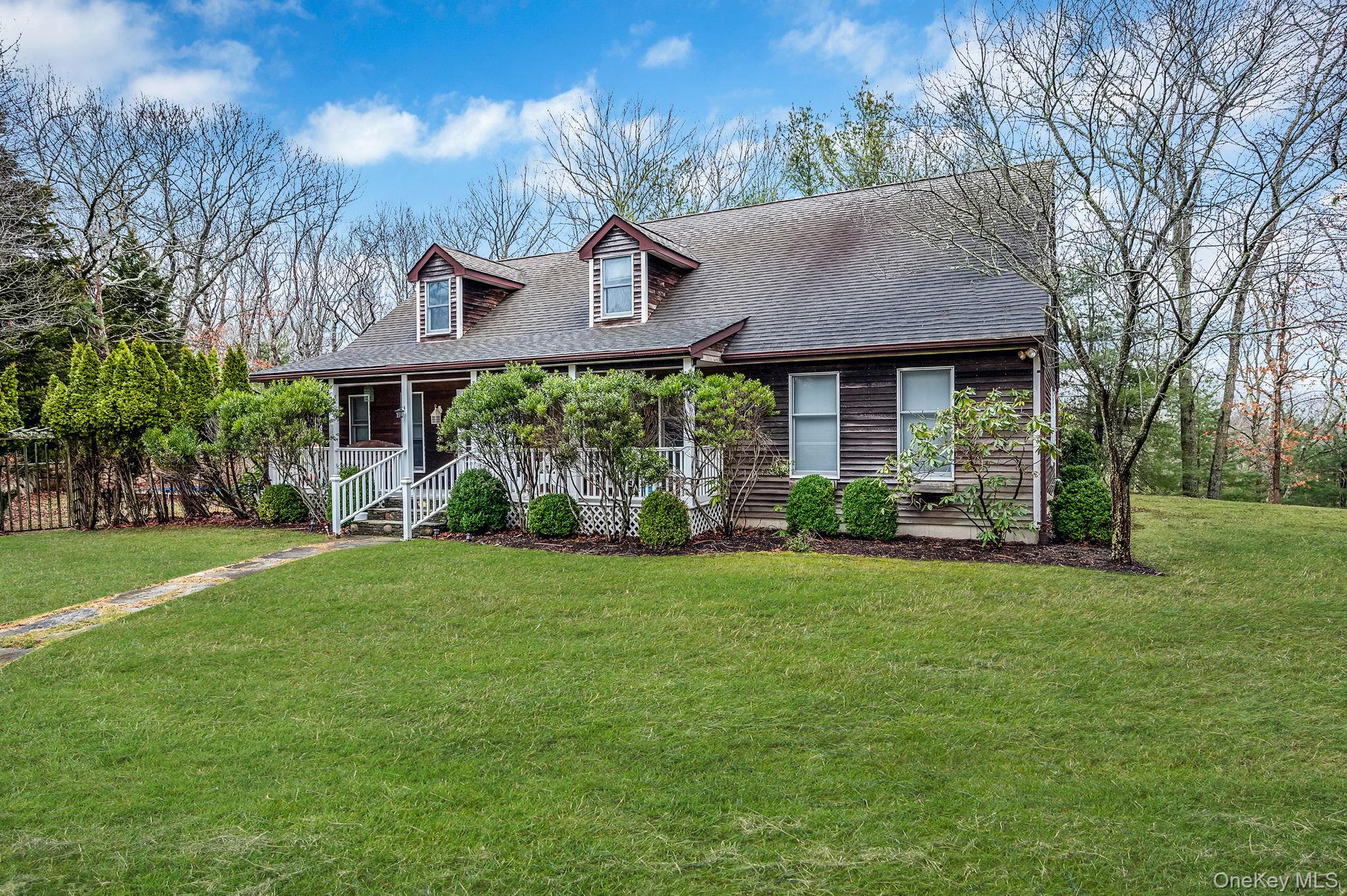 128 Springy Banks Road – For Sale photo 3