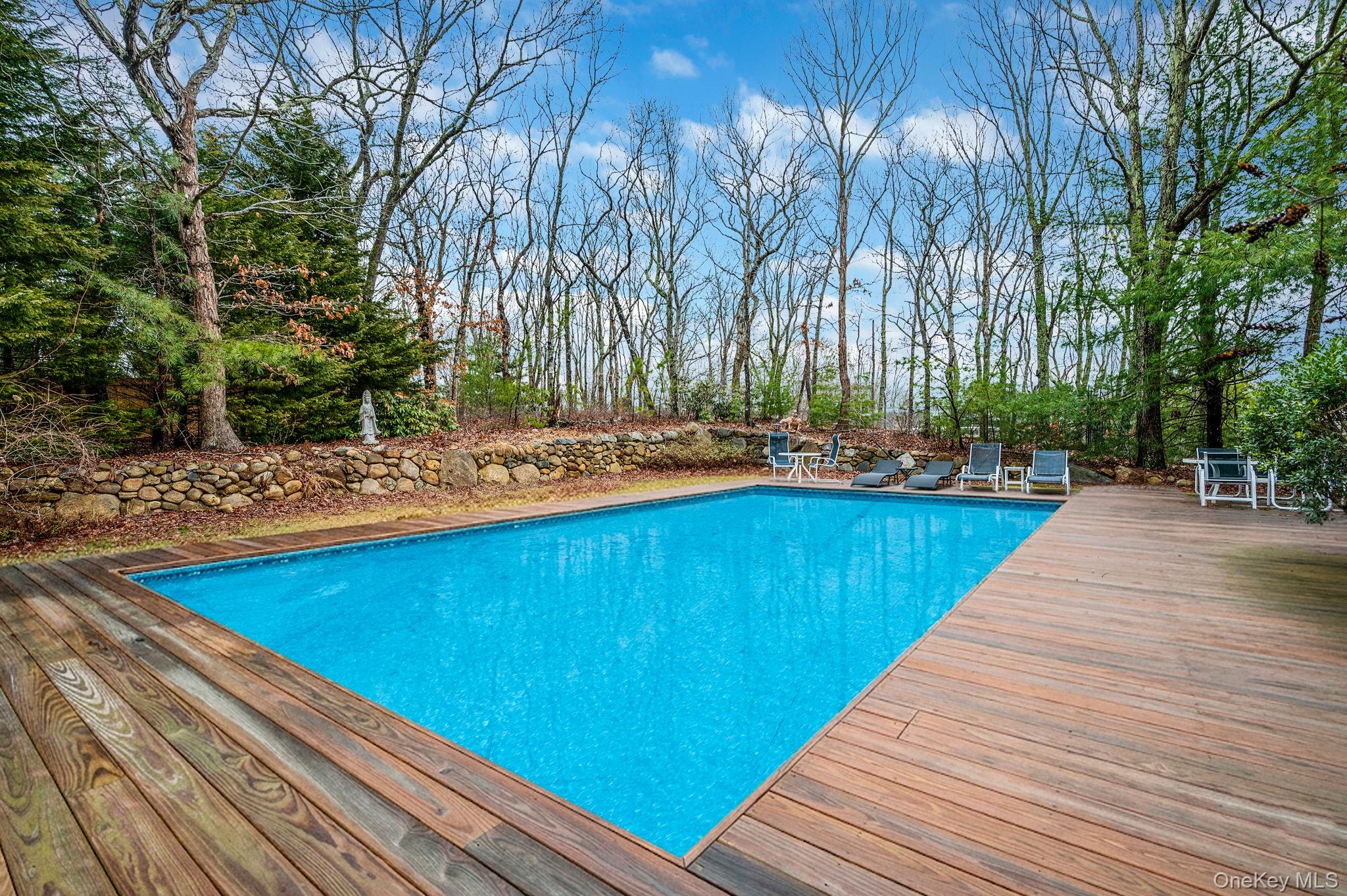 128 Springy Banks Road – For Sale photo 5
