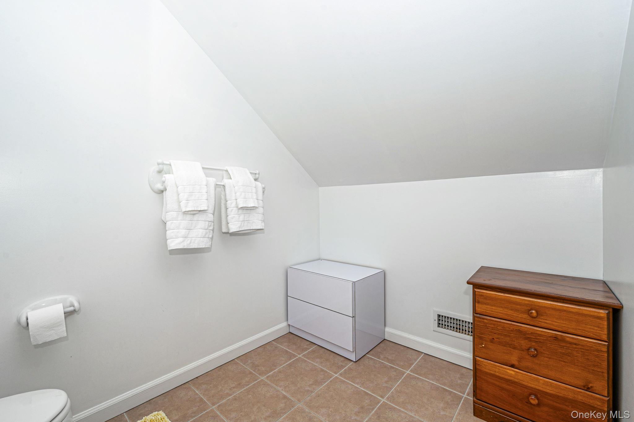 128 Springy Banks Road – For Sale photo 27