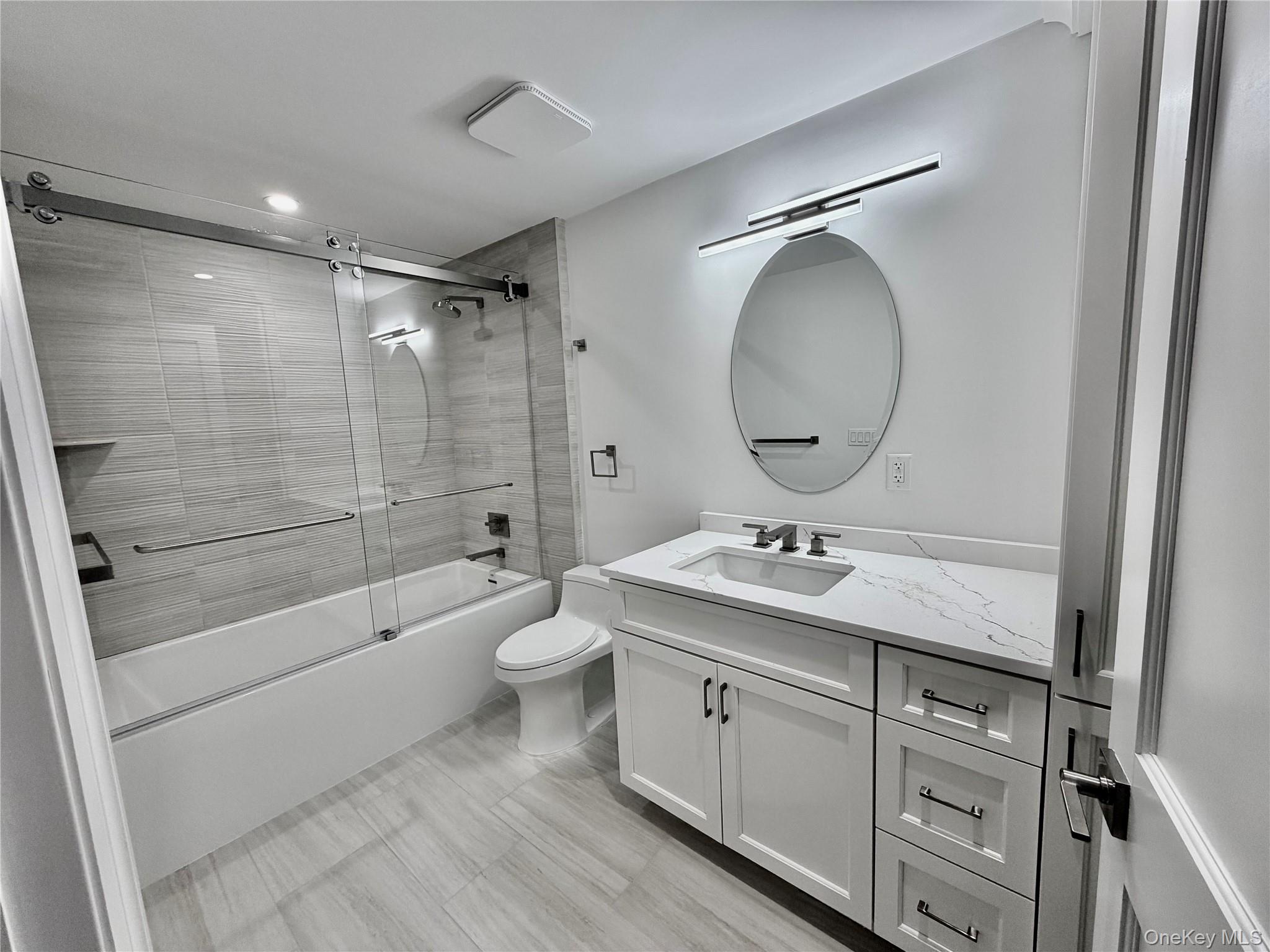 585 Main St, Unit 1A photo 6