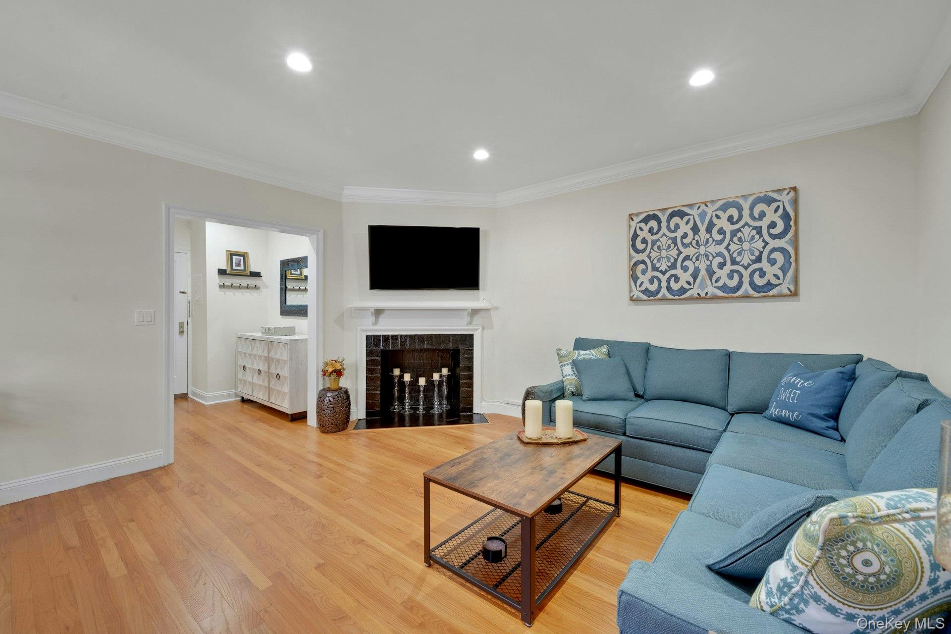 68 E Hartsdale Avenue, Unit 5M photo 8