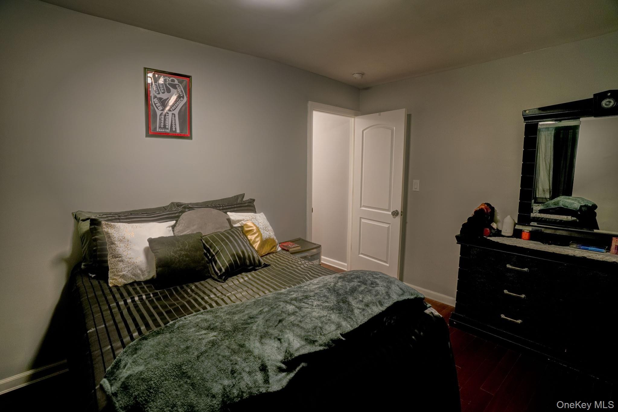 8 Frazier Street – For Sale photo 10