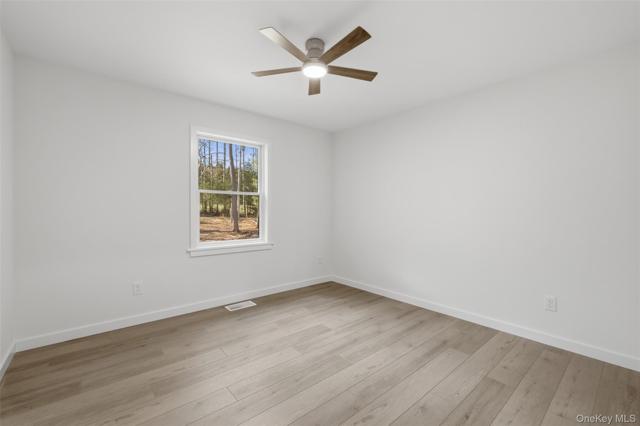 21 Crawford Road – For Sale photo 35