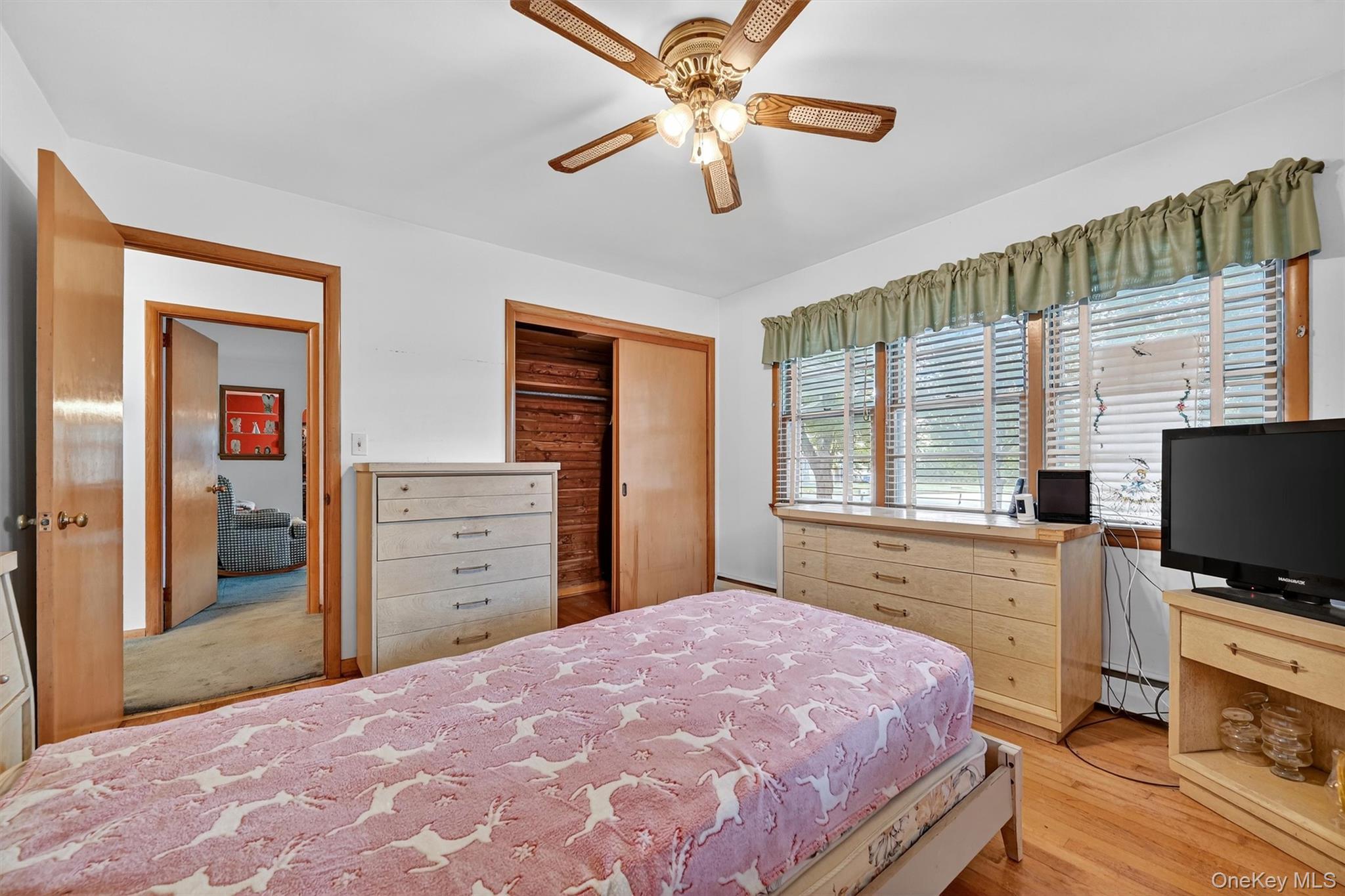 145 S Main Street – For Sale photo 20