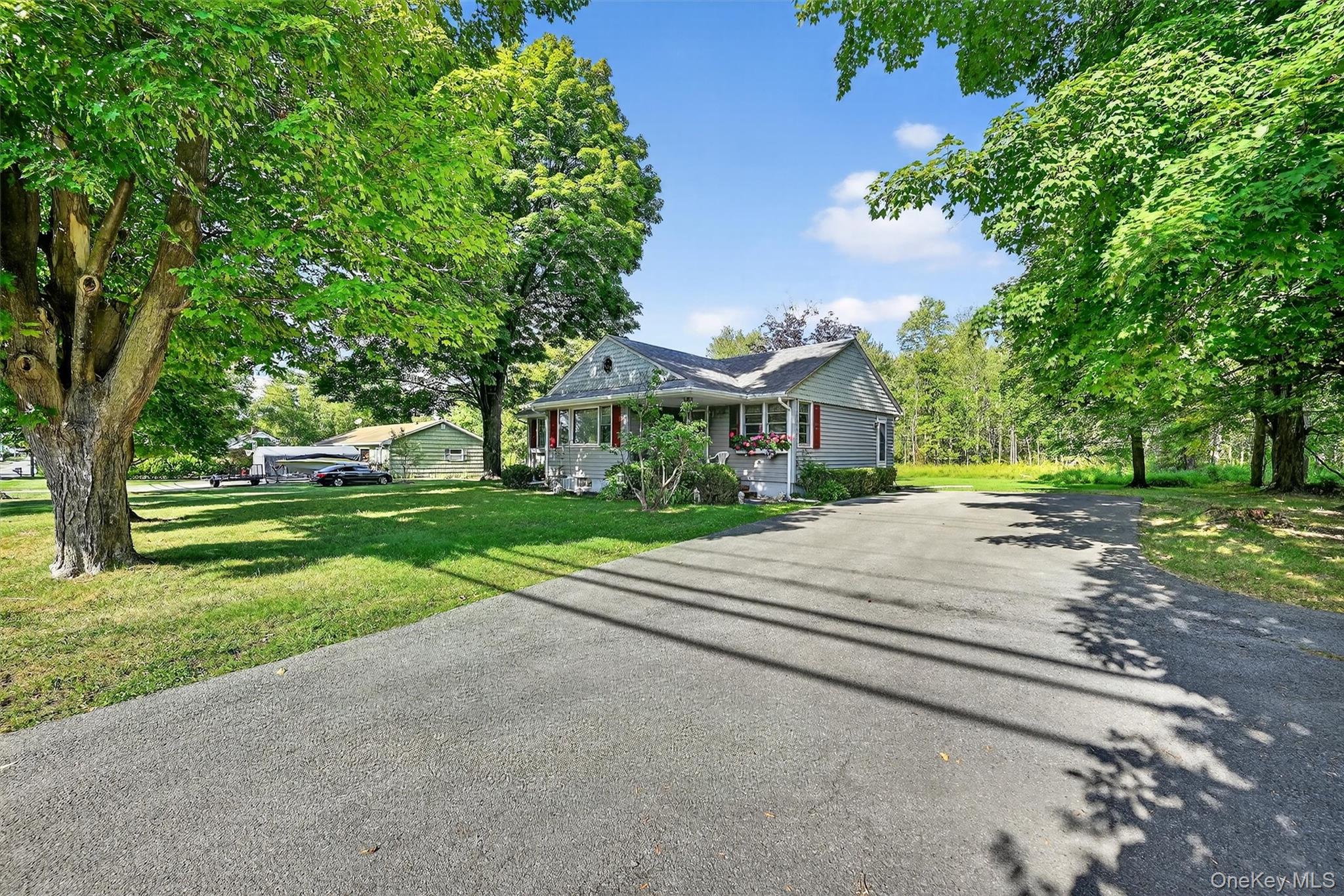 145 S Main Street – For Sale photo 3