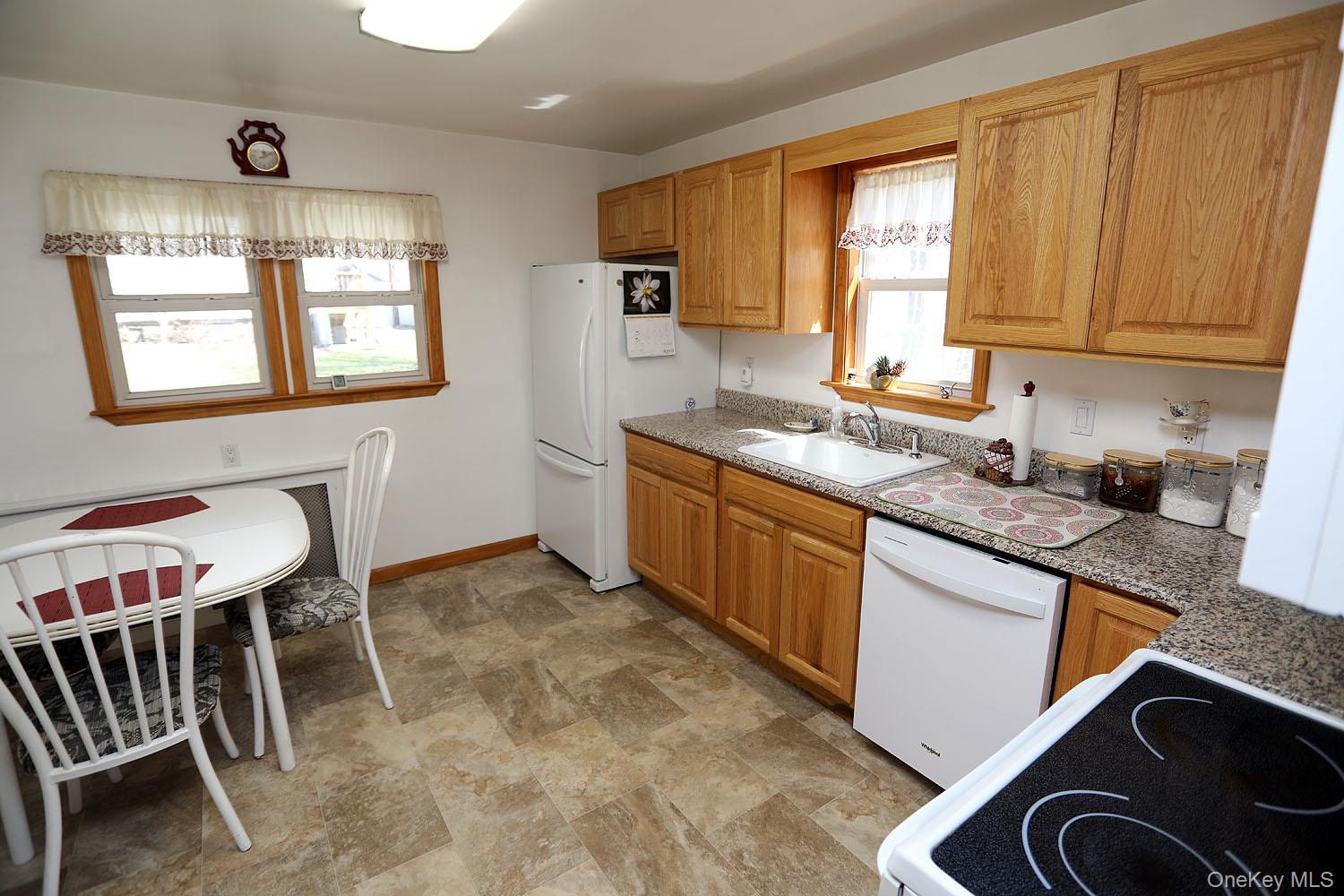 11 Highview Avenue – For Sale photo 18