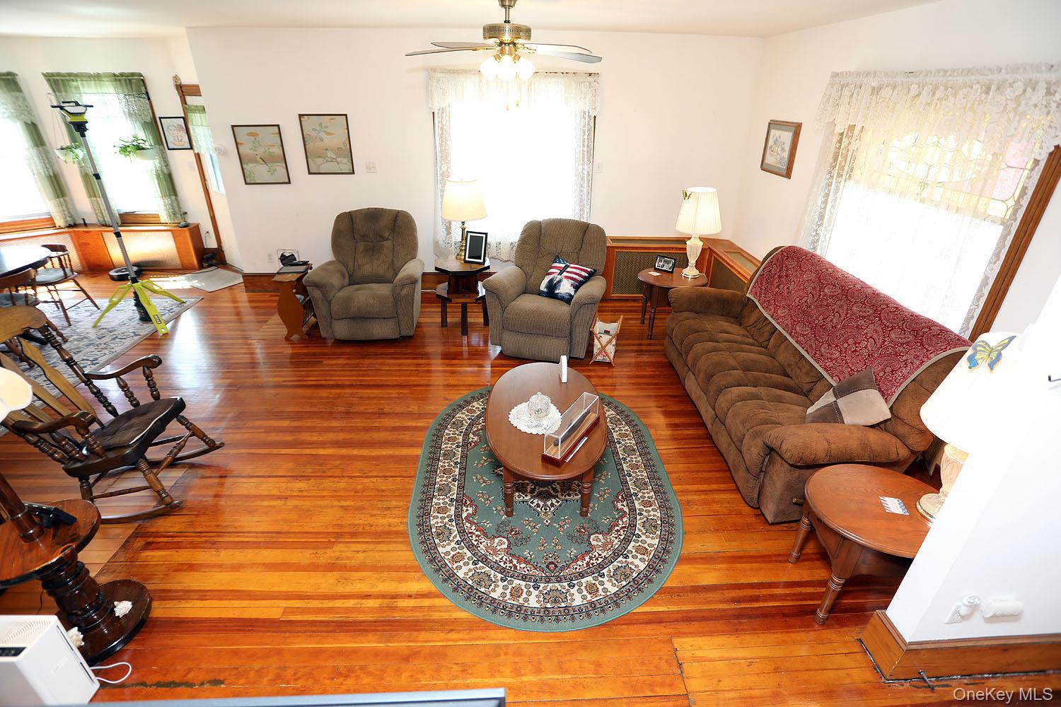 11 Highview Avenue – For Sale photo 33