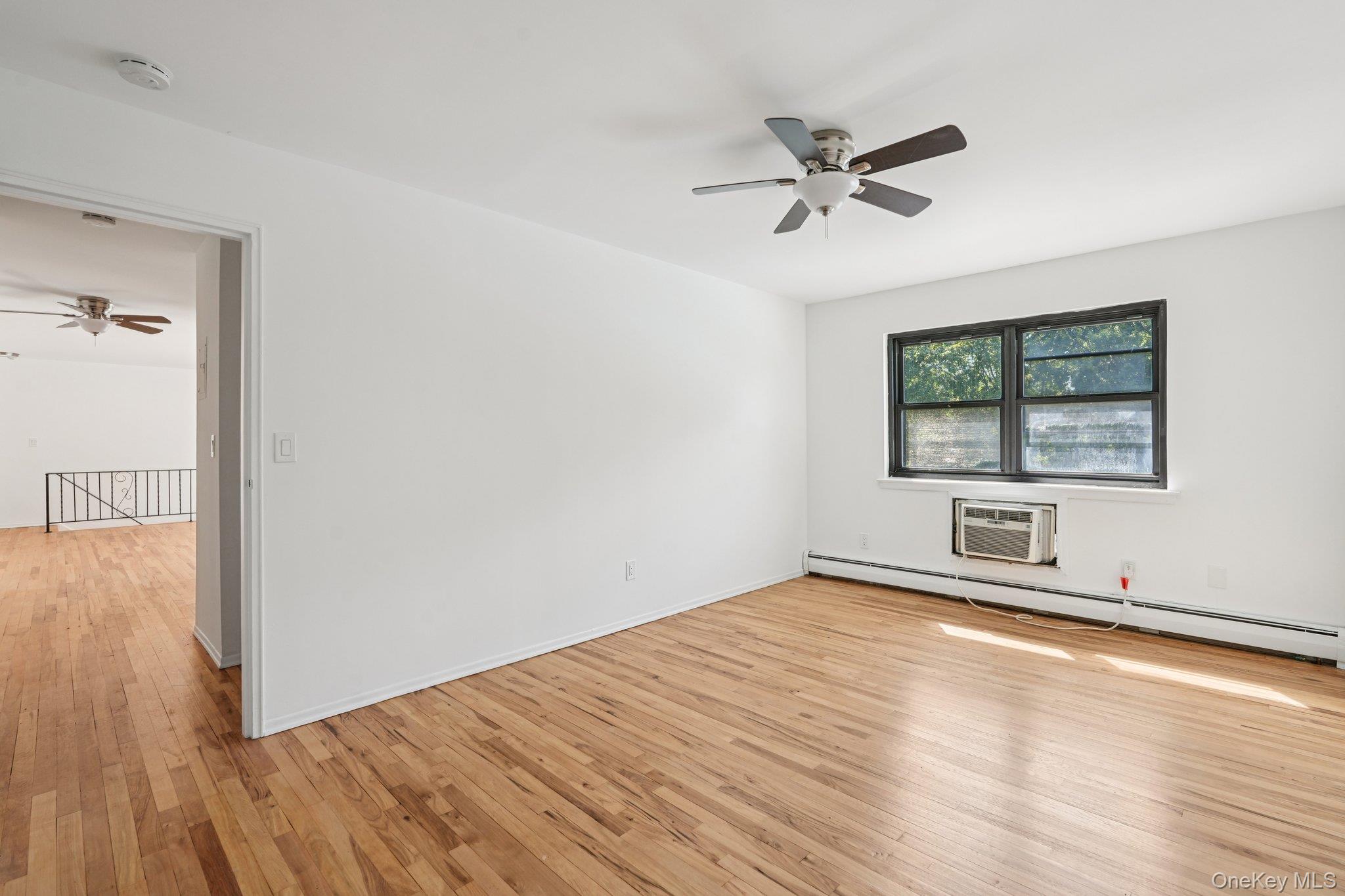 148 Sneden Place W, Unit 148 photo 27