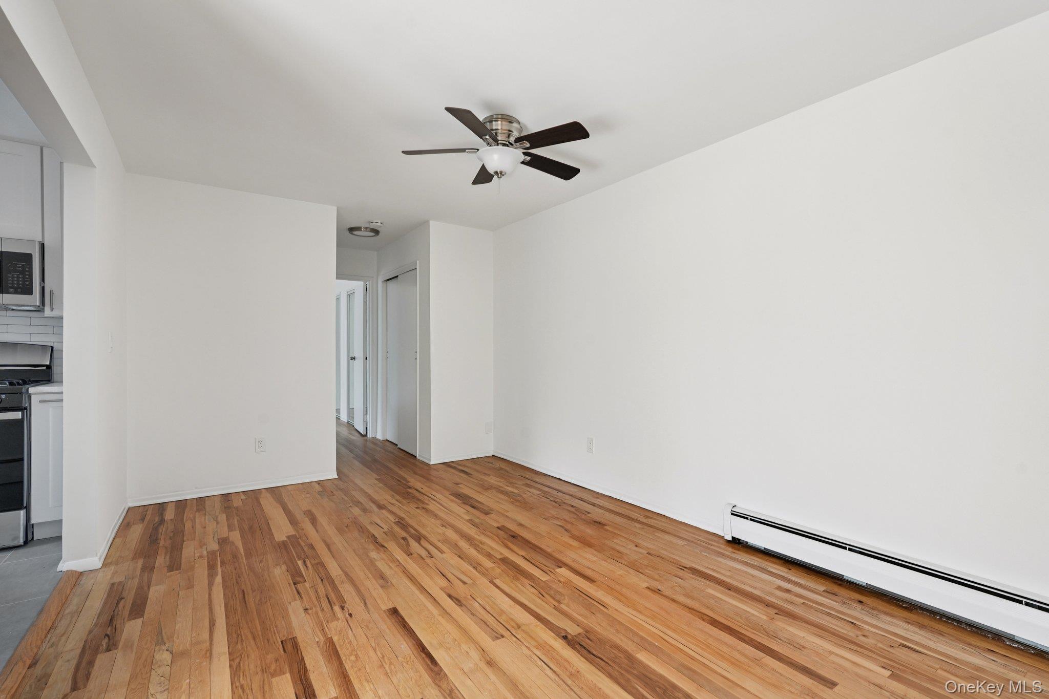 148 Sneden Place W, Unit 148 photo 15