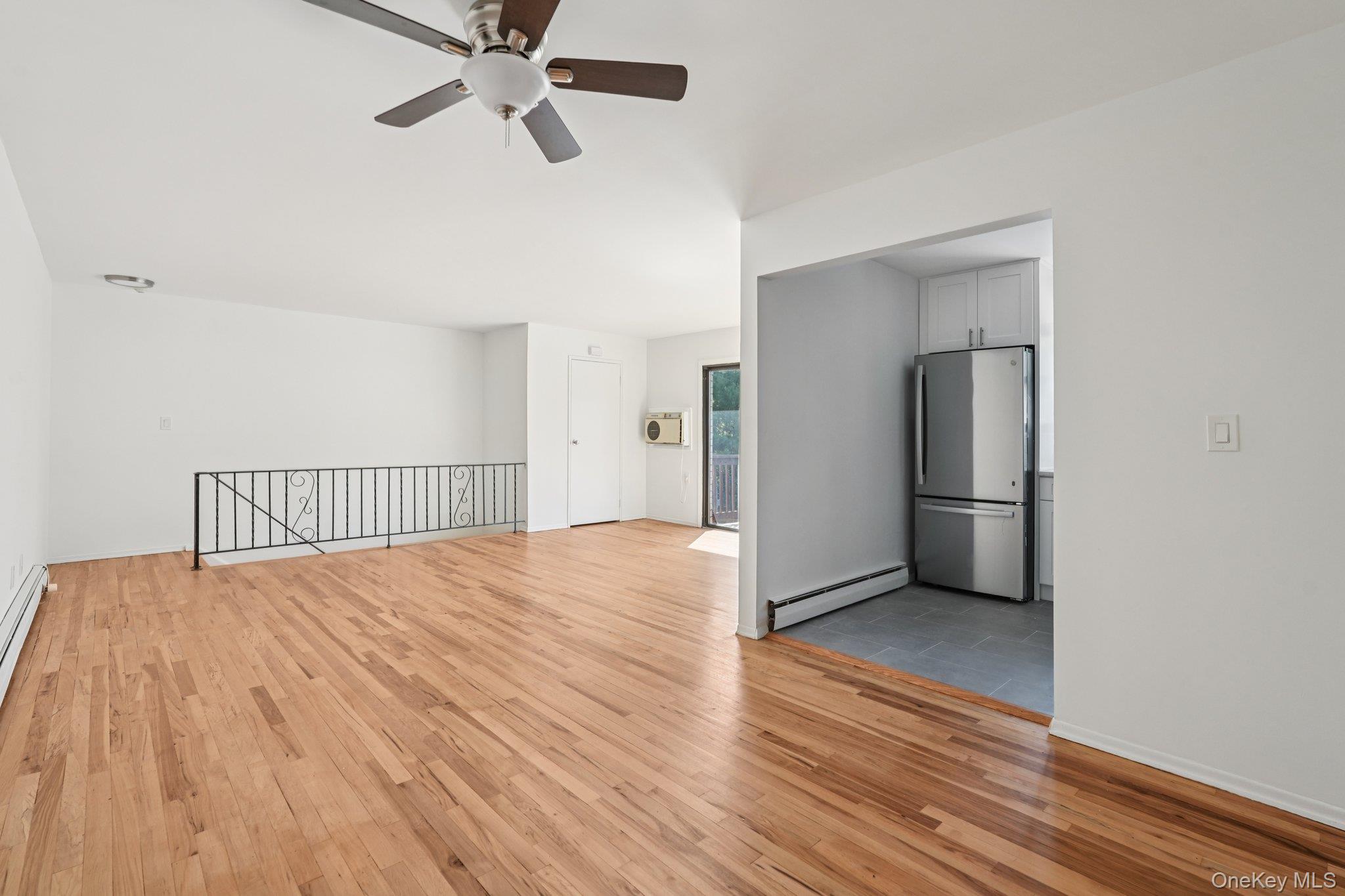 148 Sneden Place W, Unit 148 photo 14