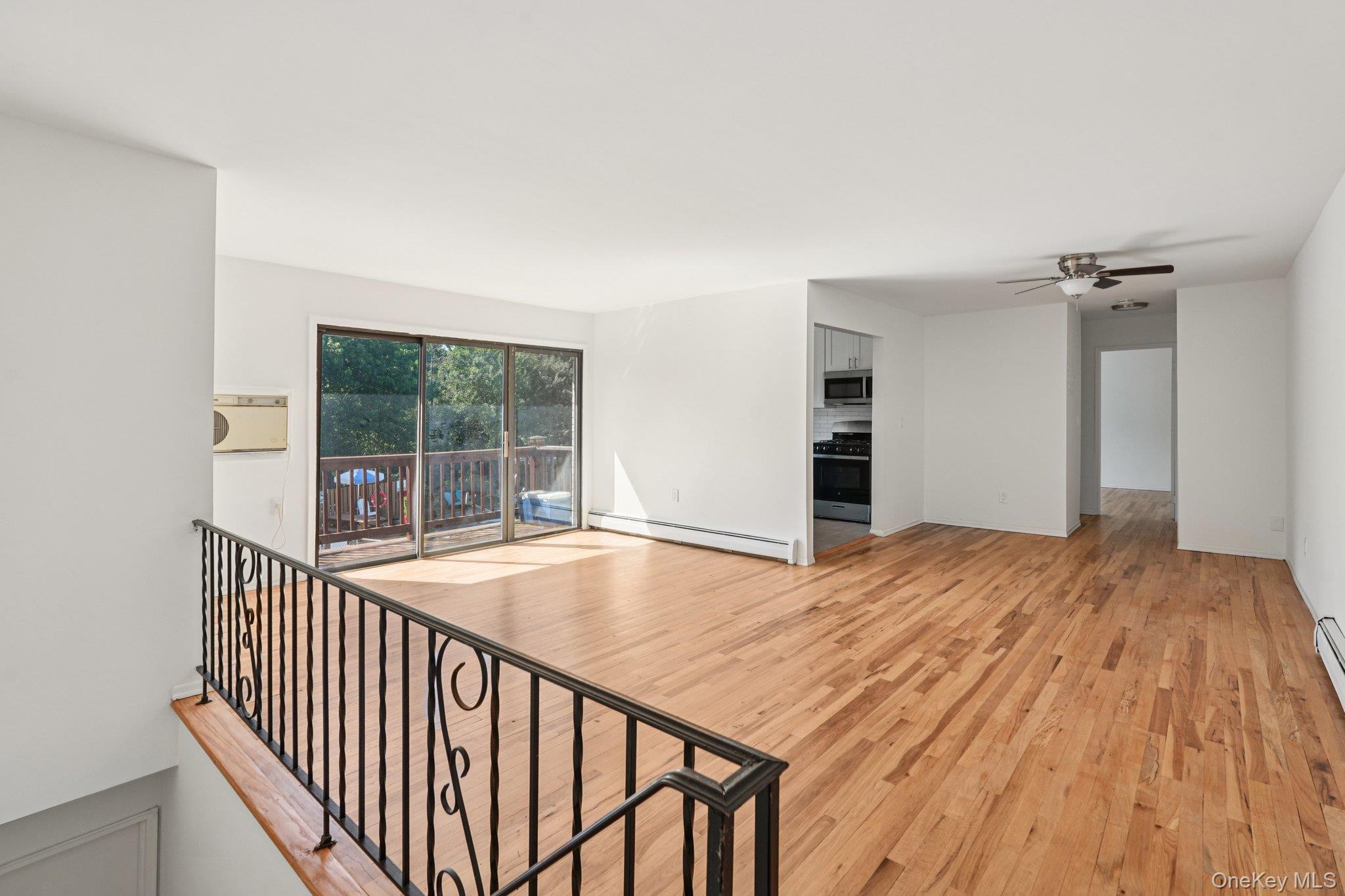 148 Sneden Place W, Unit 148 photo 10