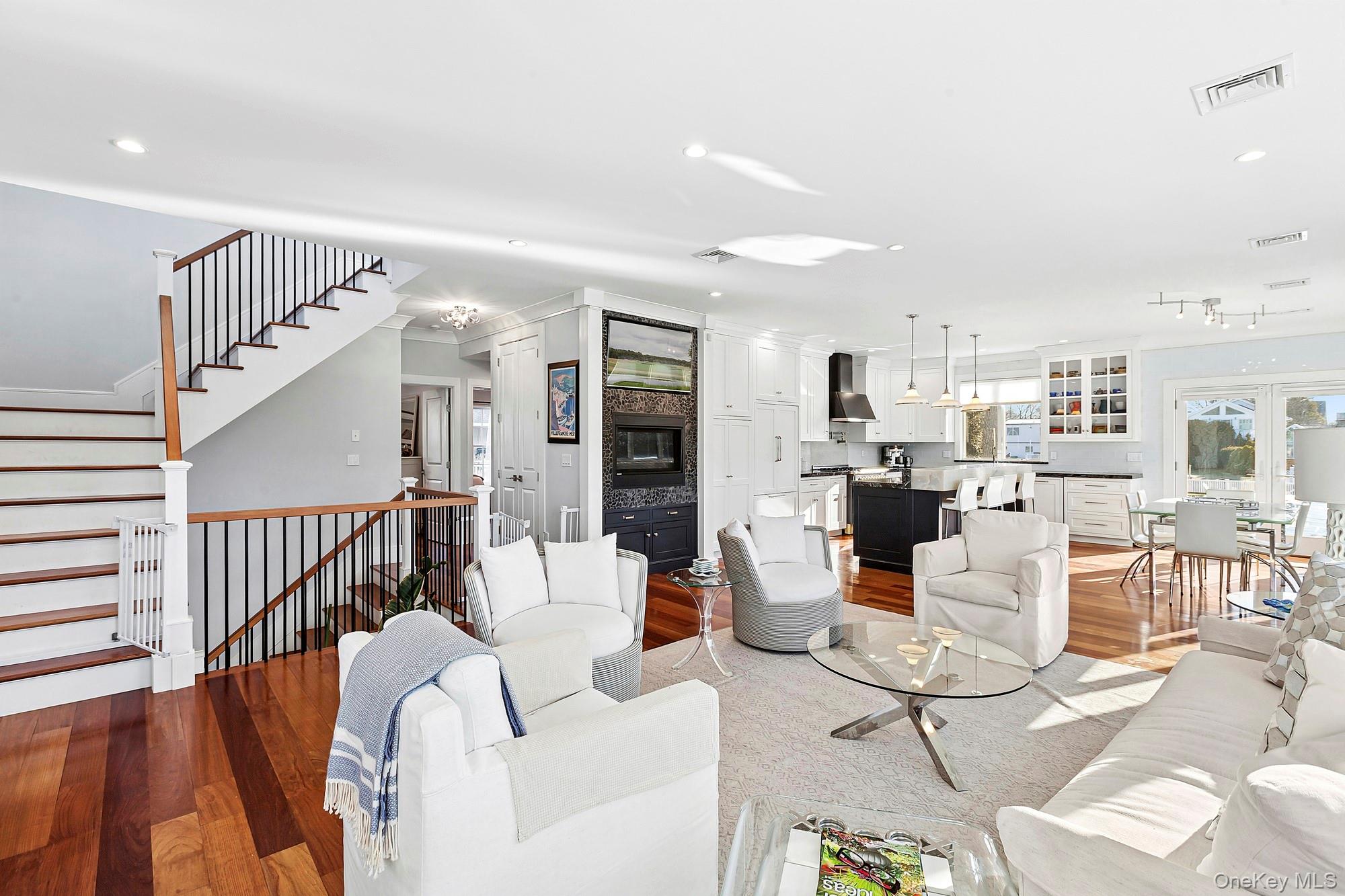 8 Canal Way – For Sale photo 6