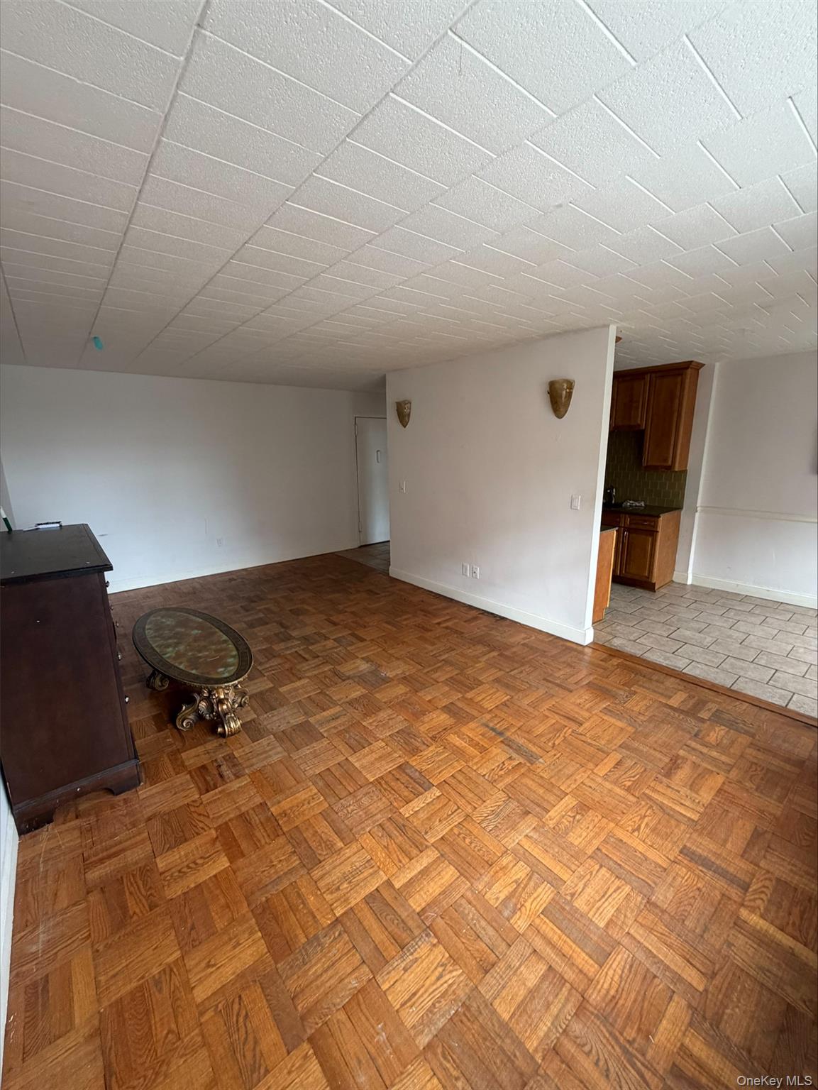 510 Midland Avenue, Unit 2C photo 2