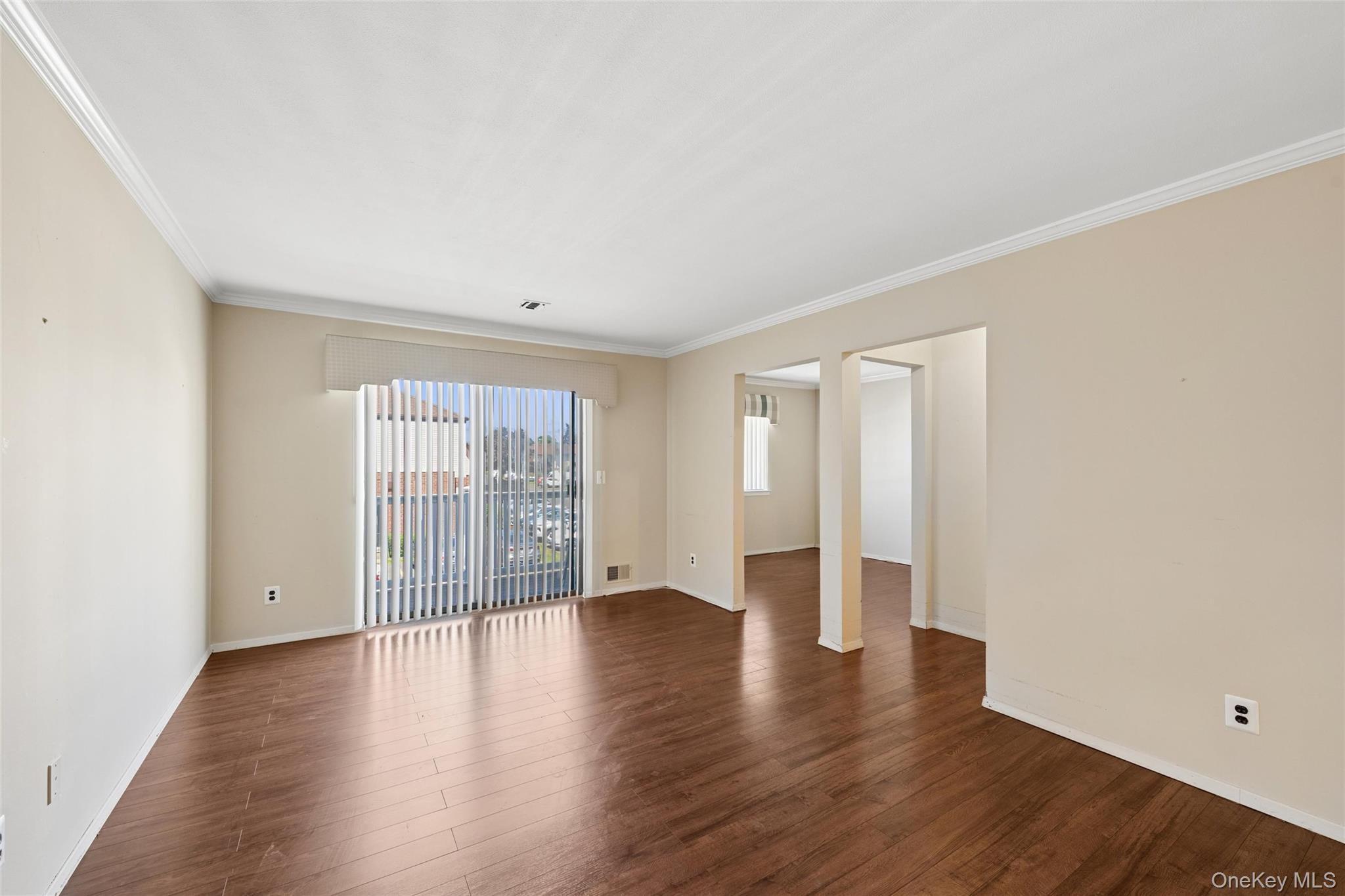 100 Cambridge Drive, Unit 100 photo 23