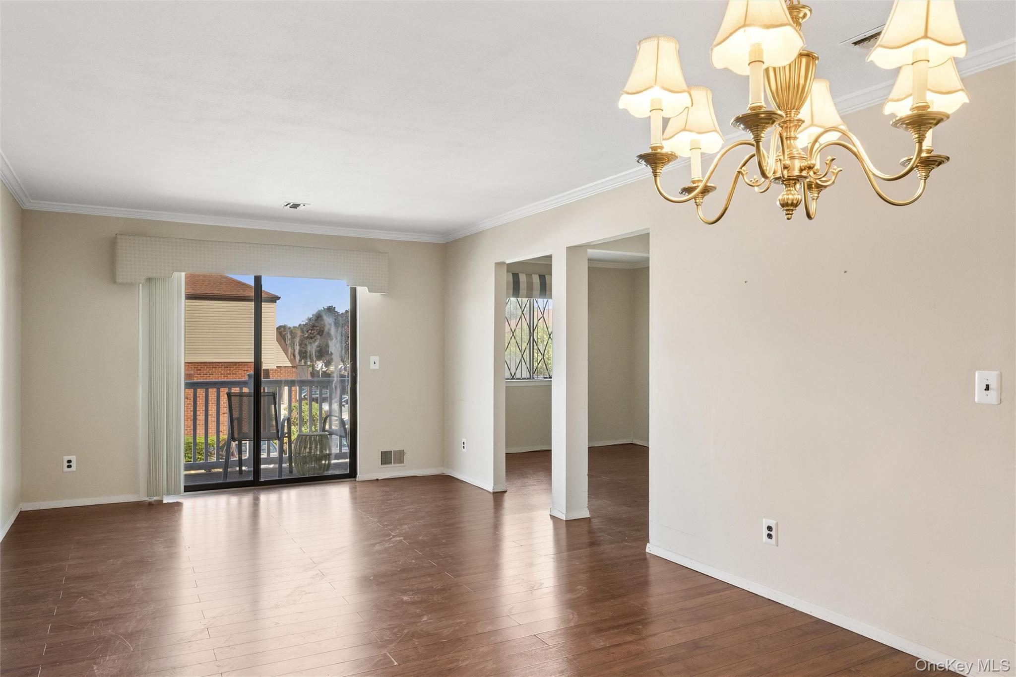 100 Cambridge Drive, Unit 100 photo 19