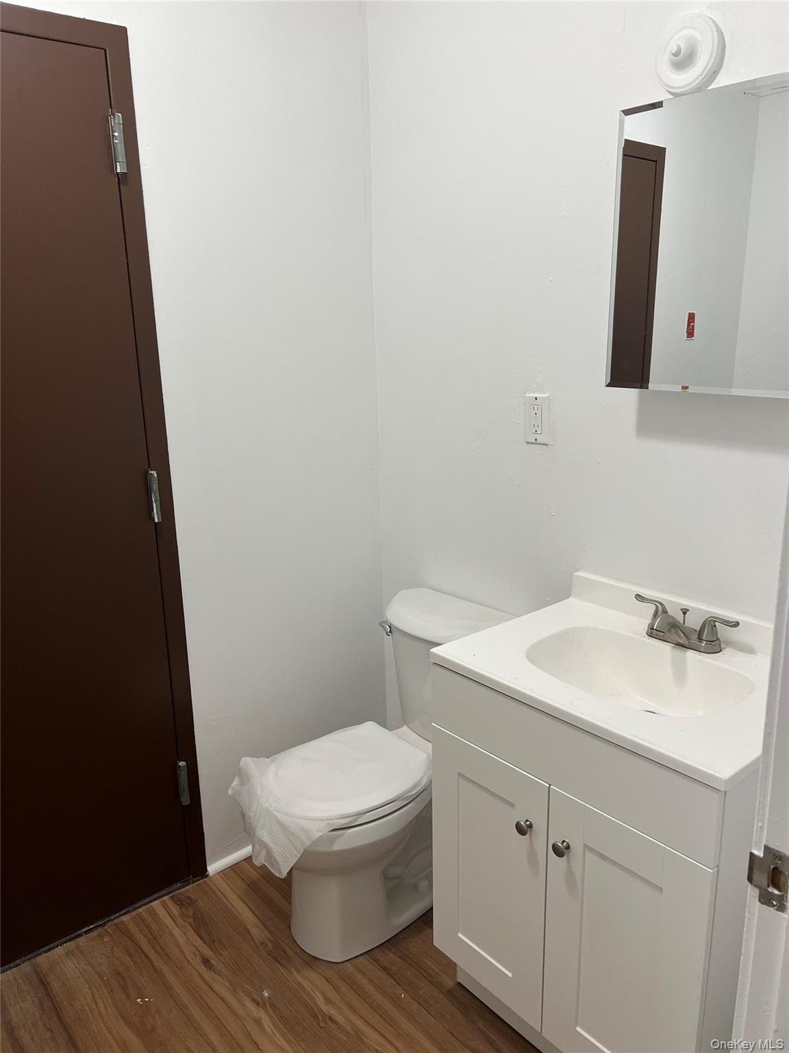 142 W 175th Street, Unit 1 photo 2
